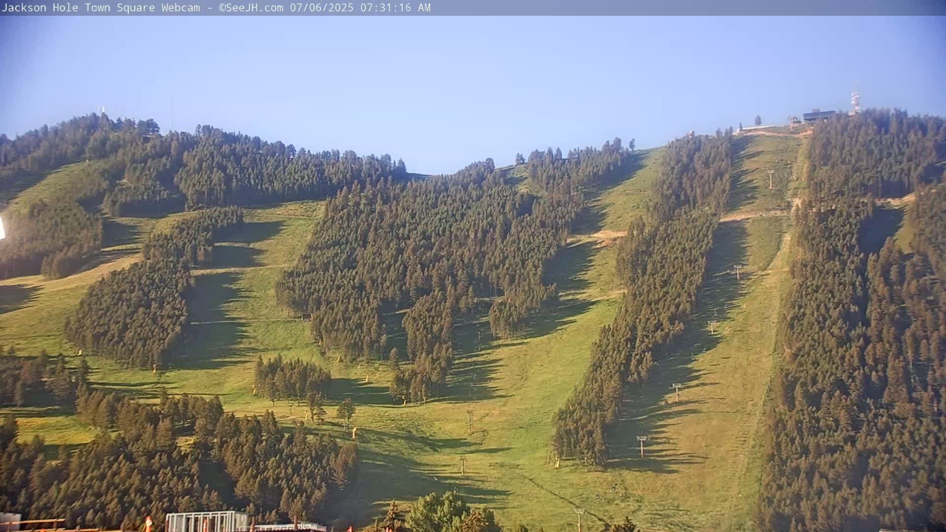 Jackson Hole, Jackson Town Center Square PTZ Live Cam - Jackson, Teton, Wyoming, USA