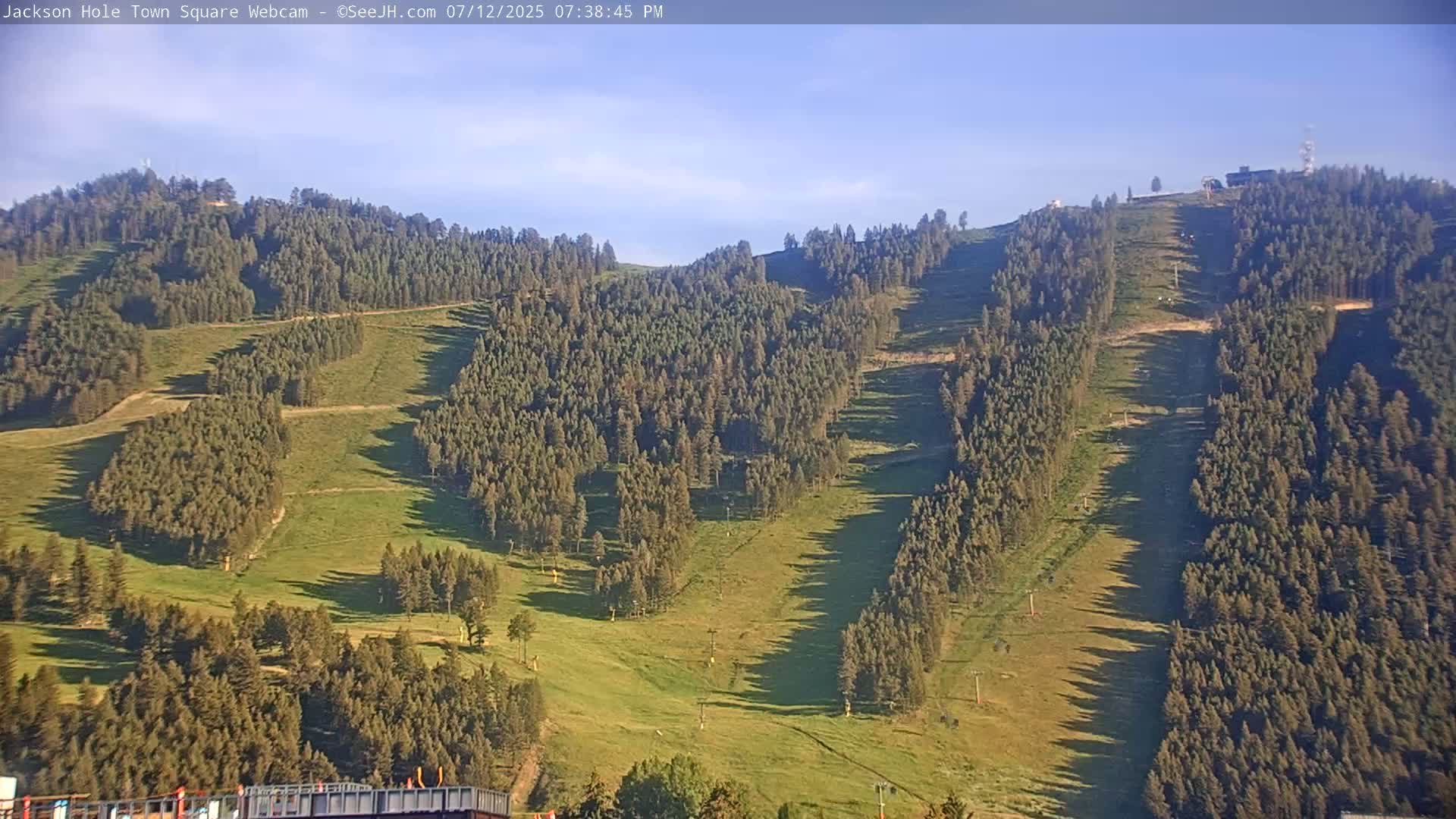Jackson Hole, Jackson Town Center Square PTZ Live Cam - Jackson, Teton, Wyoming, USA