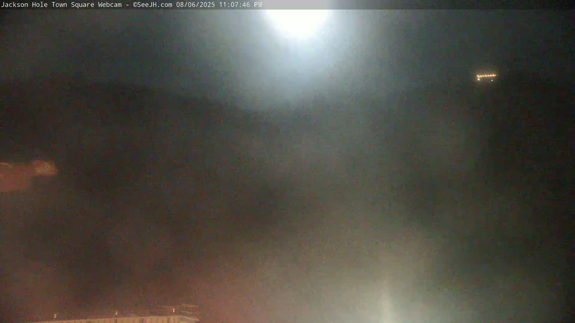 Jackson Hole, Jackson Town Center Square PTZ Live Cam - Jackson, Teton, Wyoming, USA