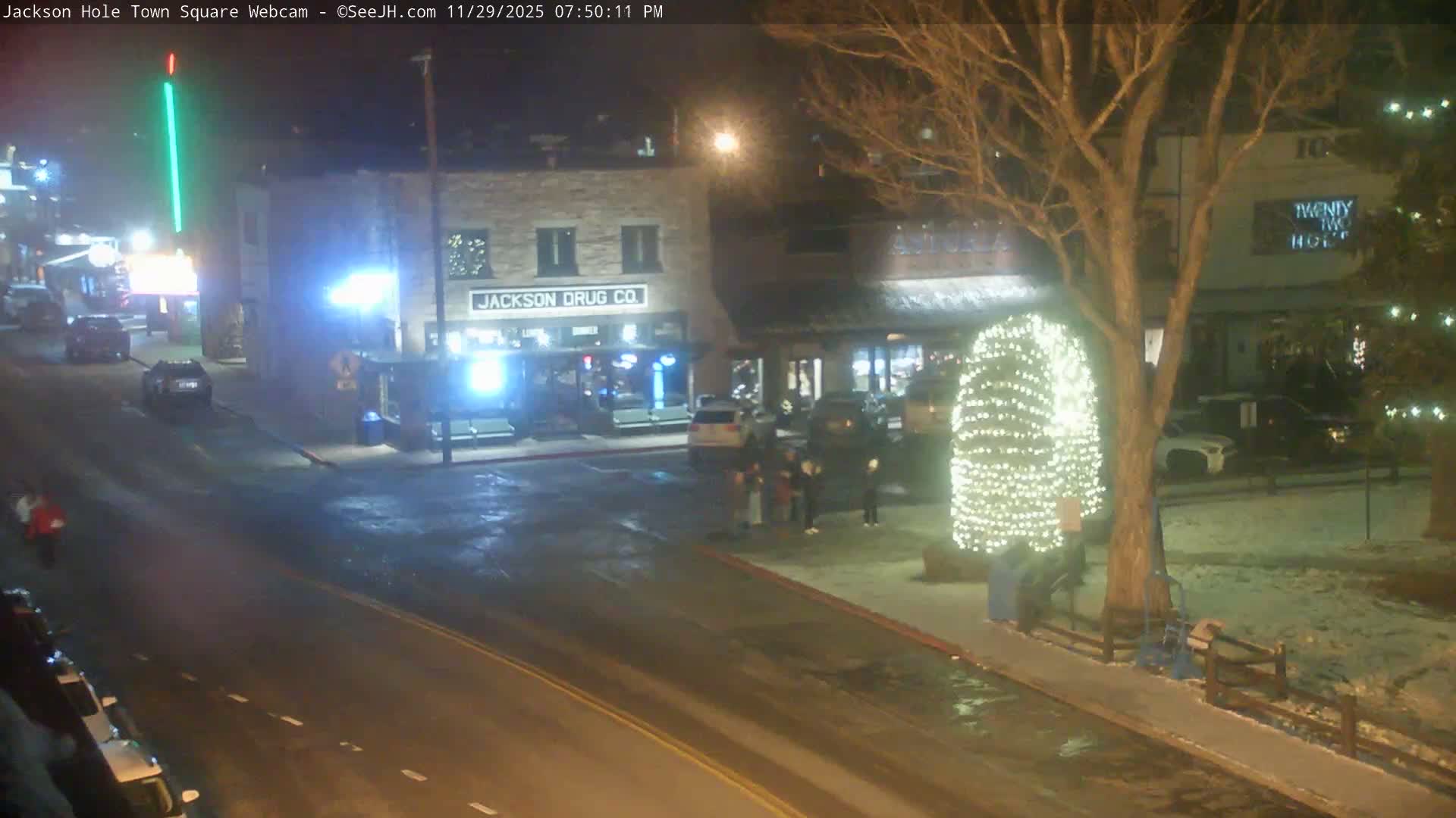 Jackson Hole, Jackson Town Center Square PTZ Live Cam - Jackson, Teton, Wyoming, USA