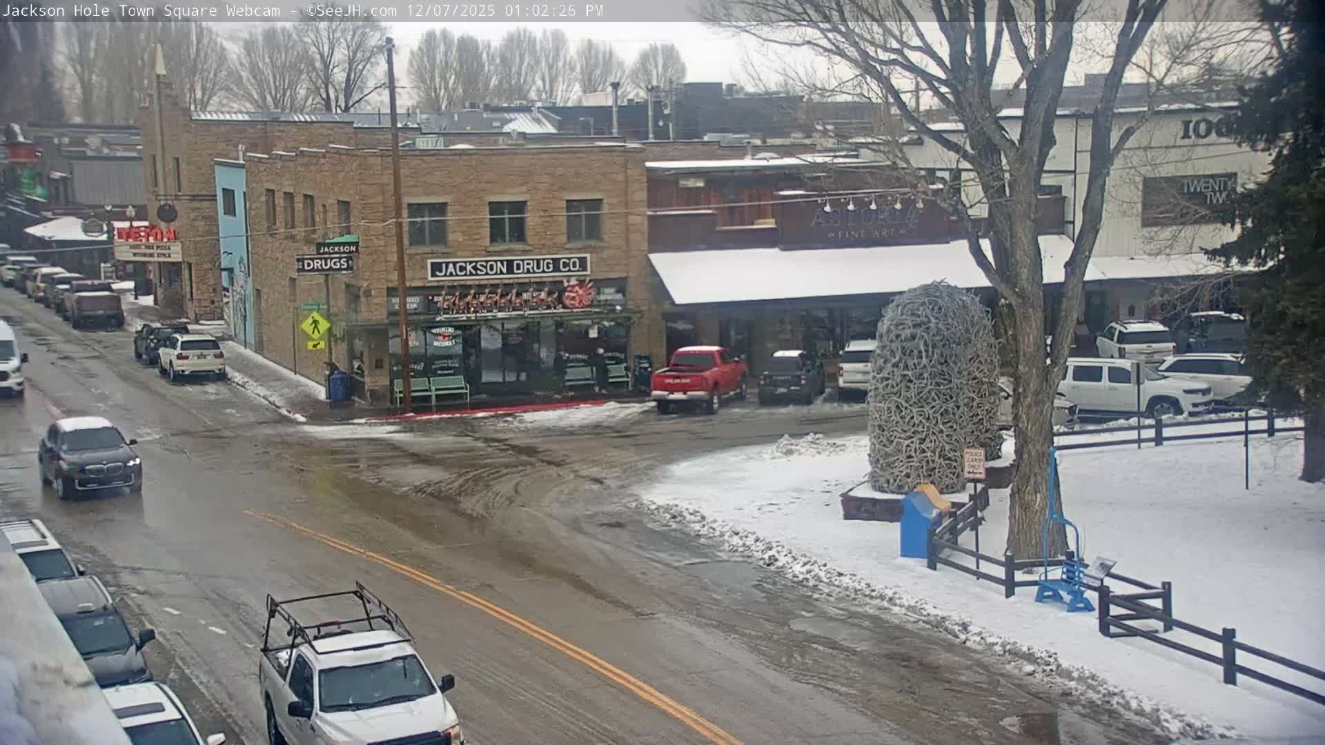 Jackson Hole, Jackson Town Center Square PTZ Live Cam - Jackson, Teton, Wyoming, USA