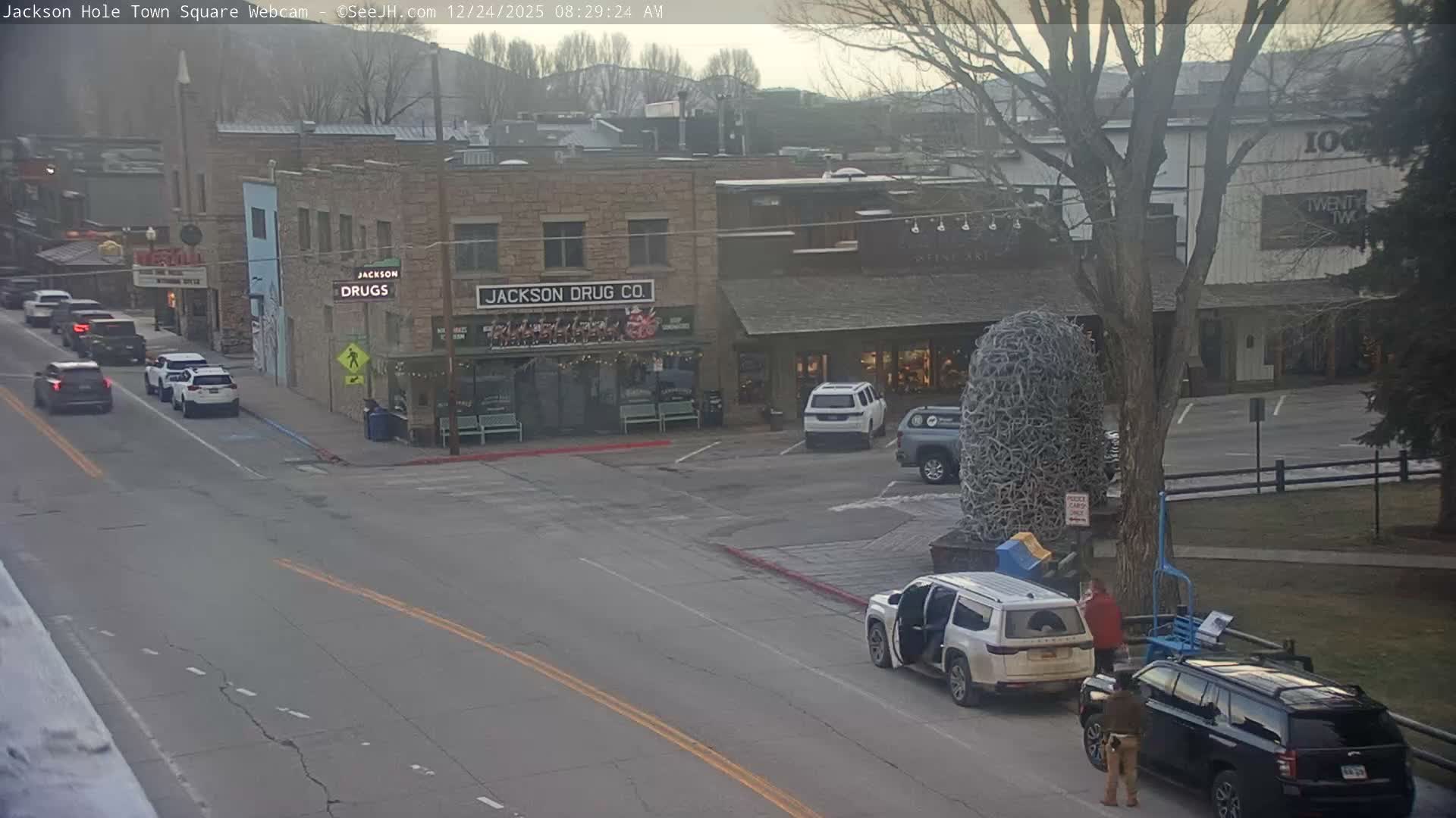 Jackson Hole, Jackson Town Center Square PTZ Live Cam - Jackson, Teton, Wyoming, USA
