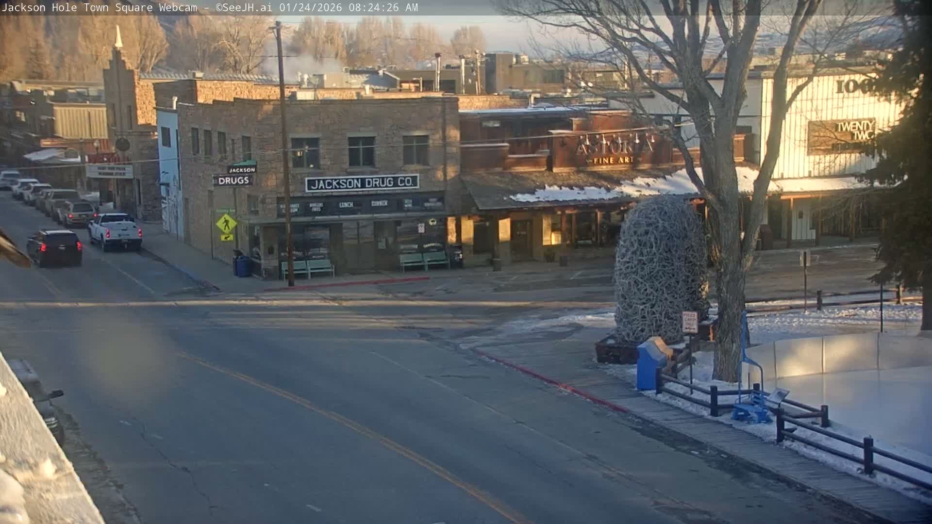 Jackson Hole, Jackson Town Center Square PTZ Live Cam - Jackson, Teton, Wyoming, USA