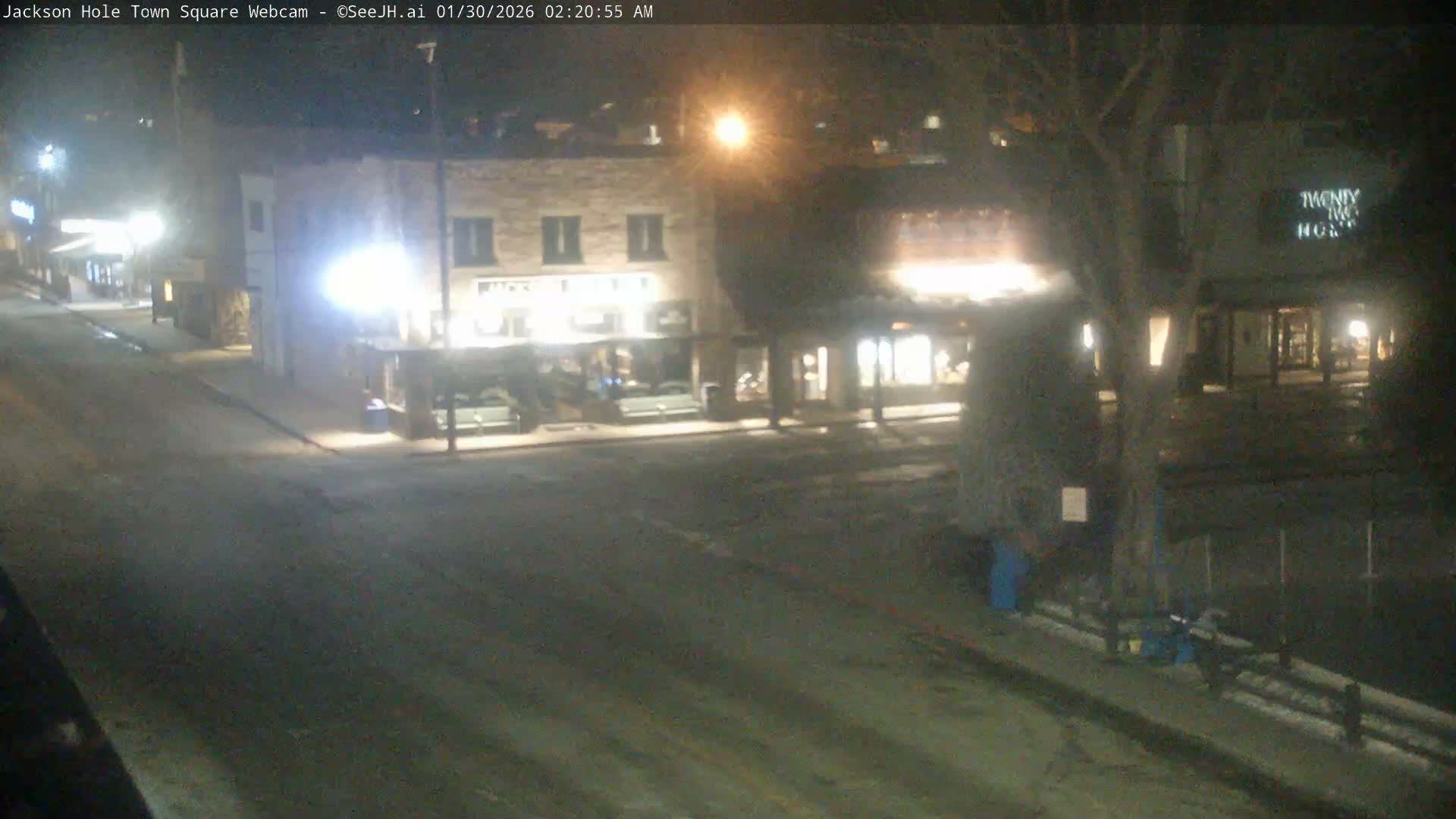 Jackson Hole, Jackson Town Center Square PTZ Live Cam - Jackson, Teton, Wyoming, USA