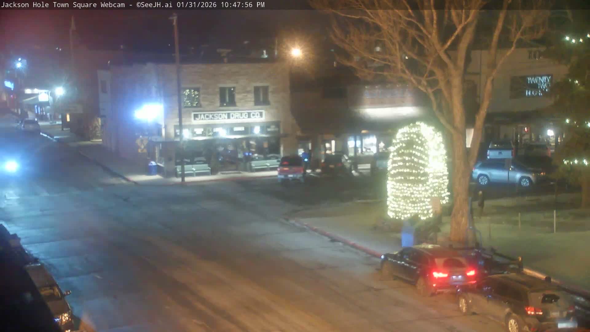 Jackson Hole, Jackson Town Center Square PTZ Live Cam - Jackson, Teton, Wyoming, USA