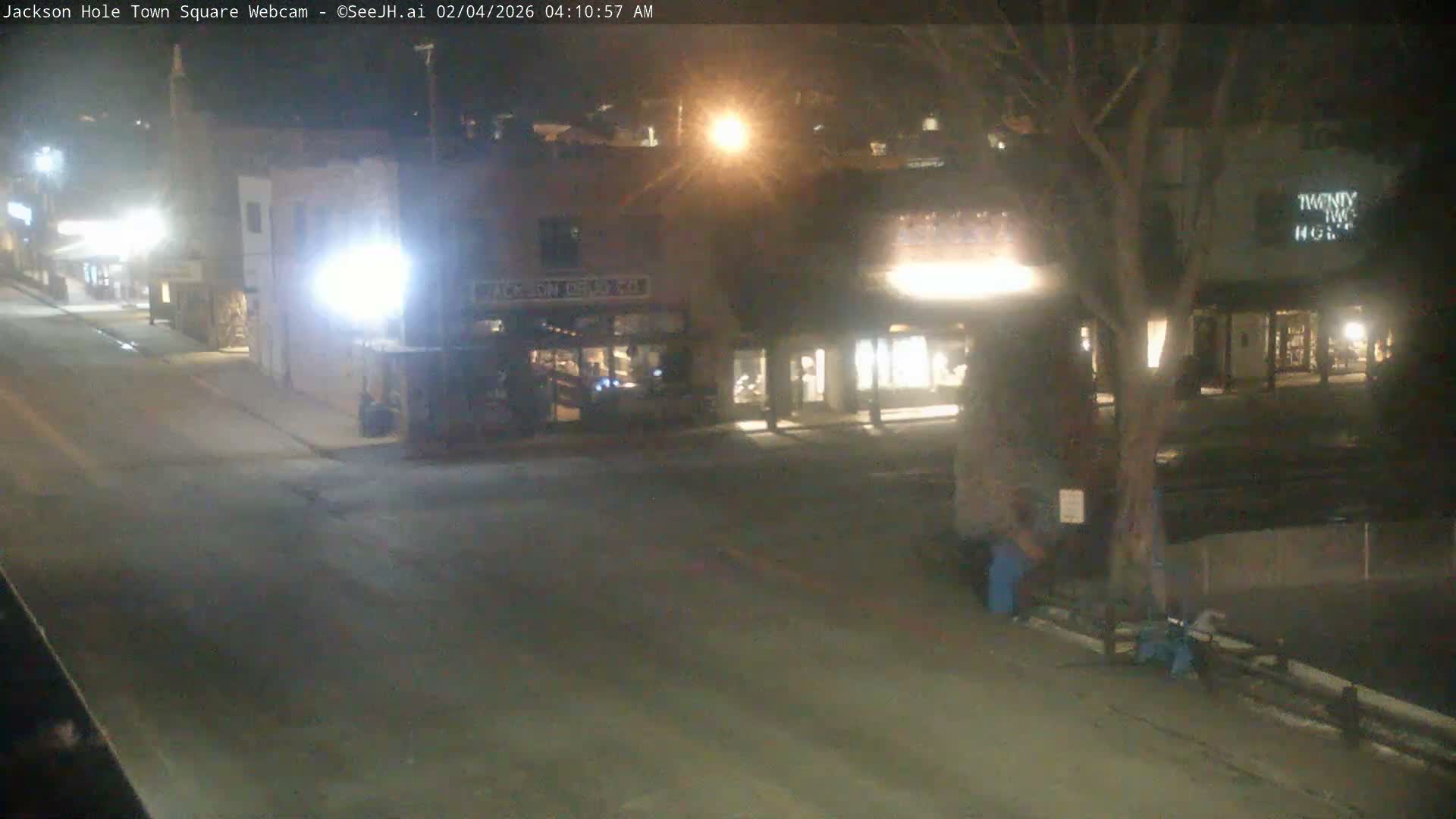 Jackson Hole, Jackson Town Center Square PTZ Live Cam - Jackson, Teton, Wyoming, USA