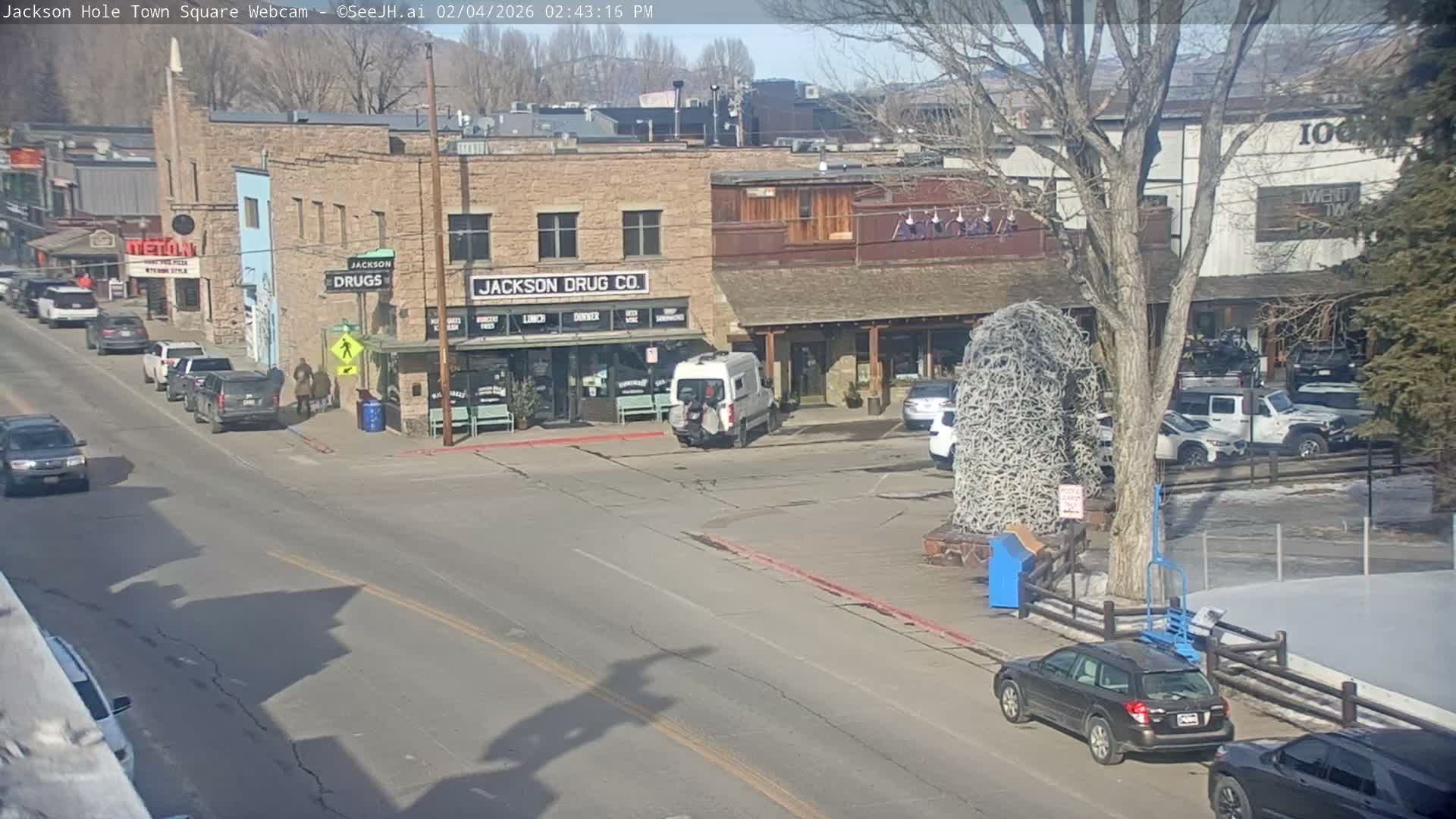 Jackson Hole, Jackson Town Center Square PTZ Live Cam - Jackson, Teton, Wyoming, USA