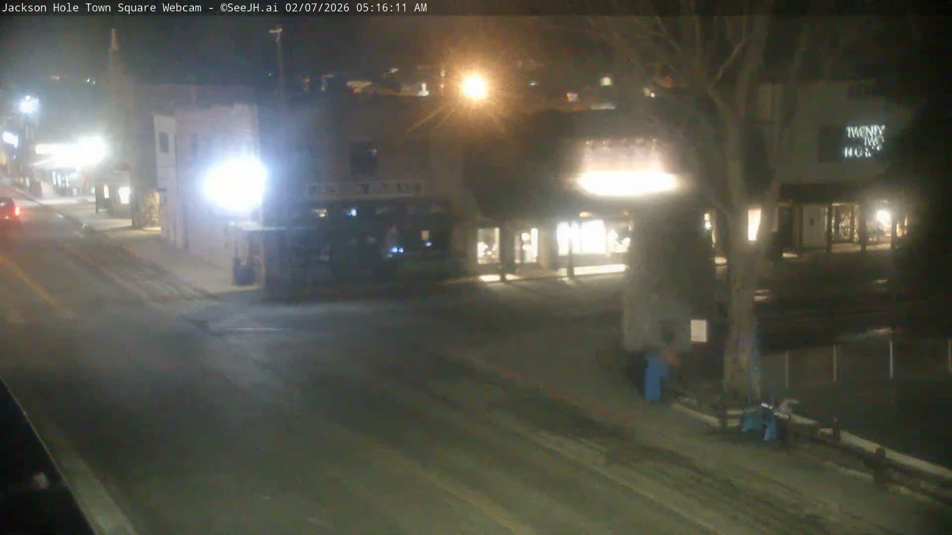 Jackson Hole, Jackson Town Center Square PTZ Live Cam - Jackson, Teton, Wyoming, USA