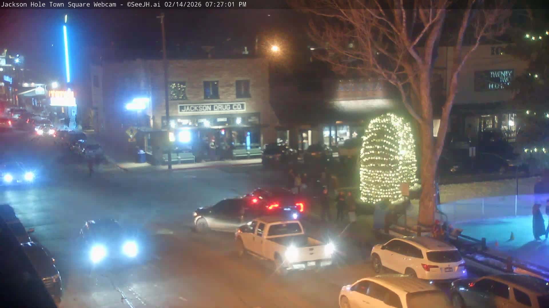 Jackson Hole, Jackson Town Center Square PTZ Live Cam - Jackson, Teton, Wyoming, USA