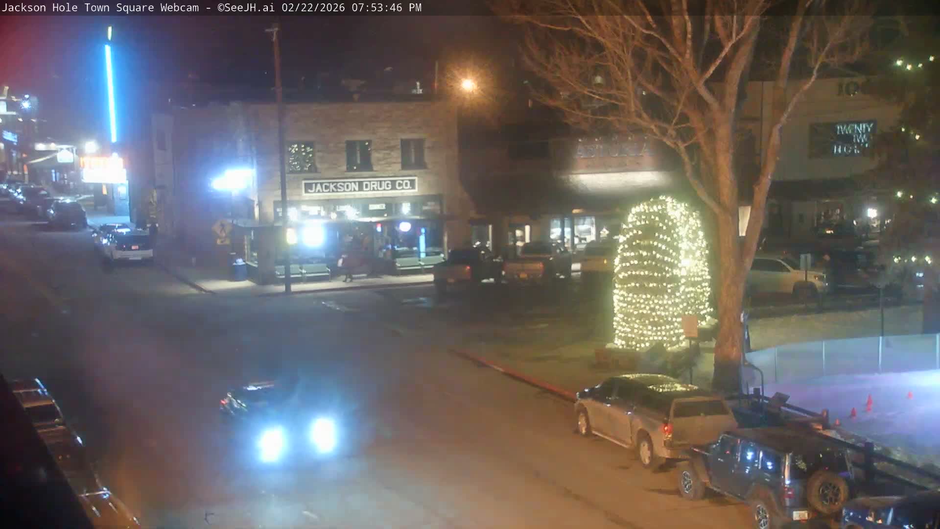 Jackson Hole, Jackson Town Center Square PTZ Live Cam - Jackson, Teton, Wyoming, USA