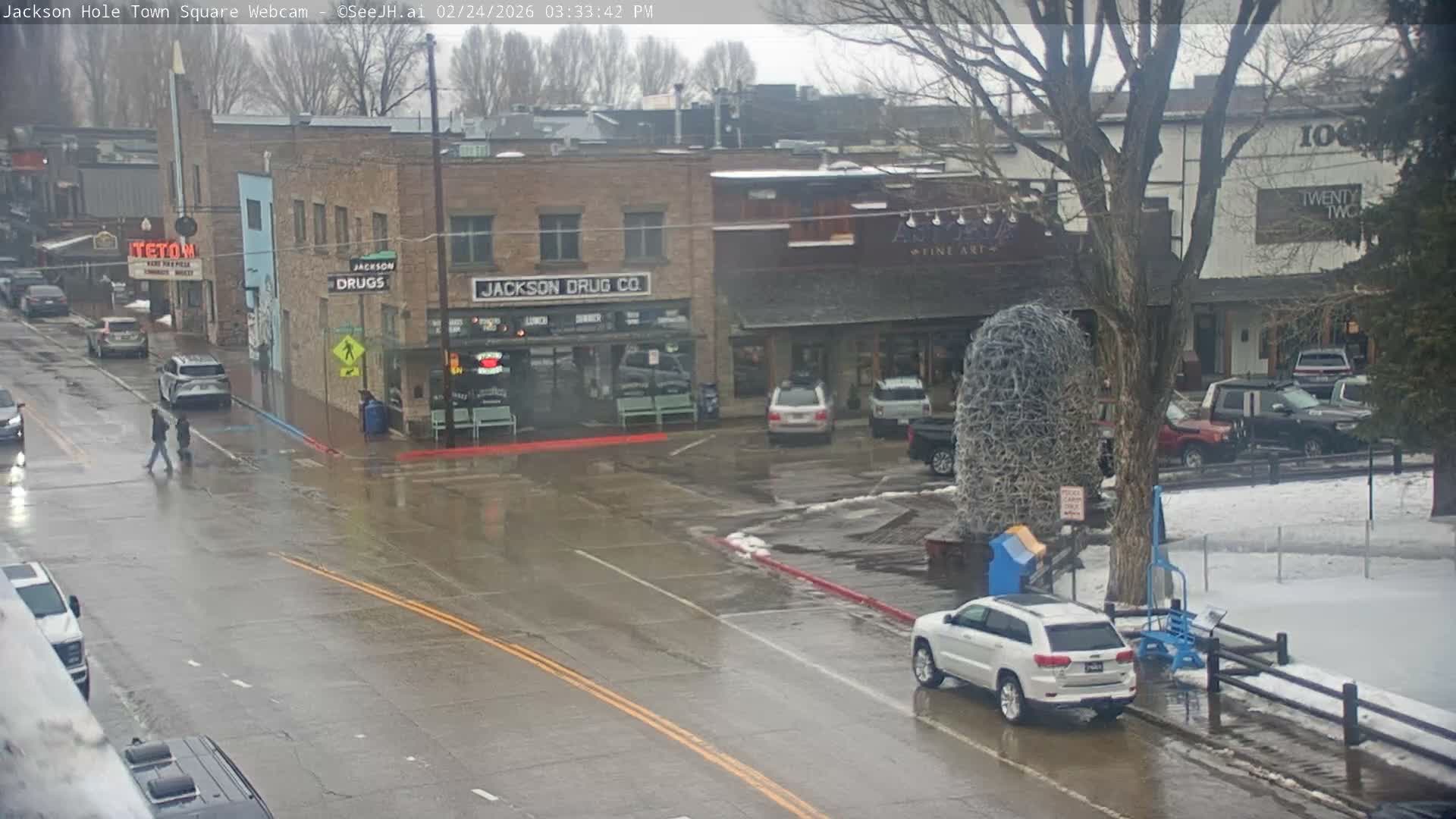 Jackson Hole, Jackson Town Center Square PTZ Live Cam - Jackson, Teton, Wyoming, USA