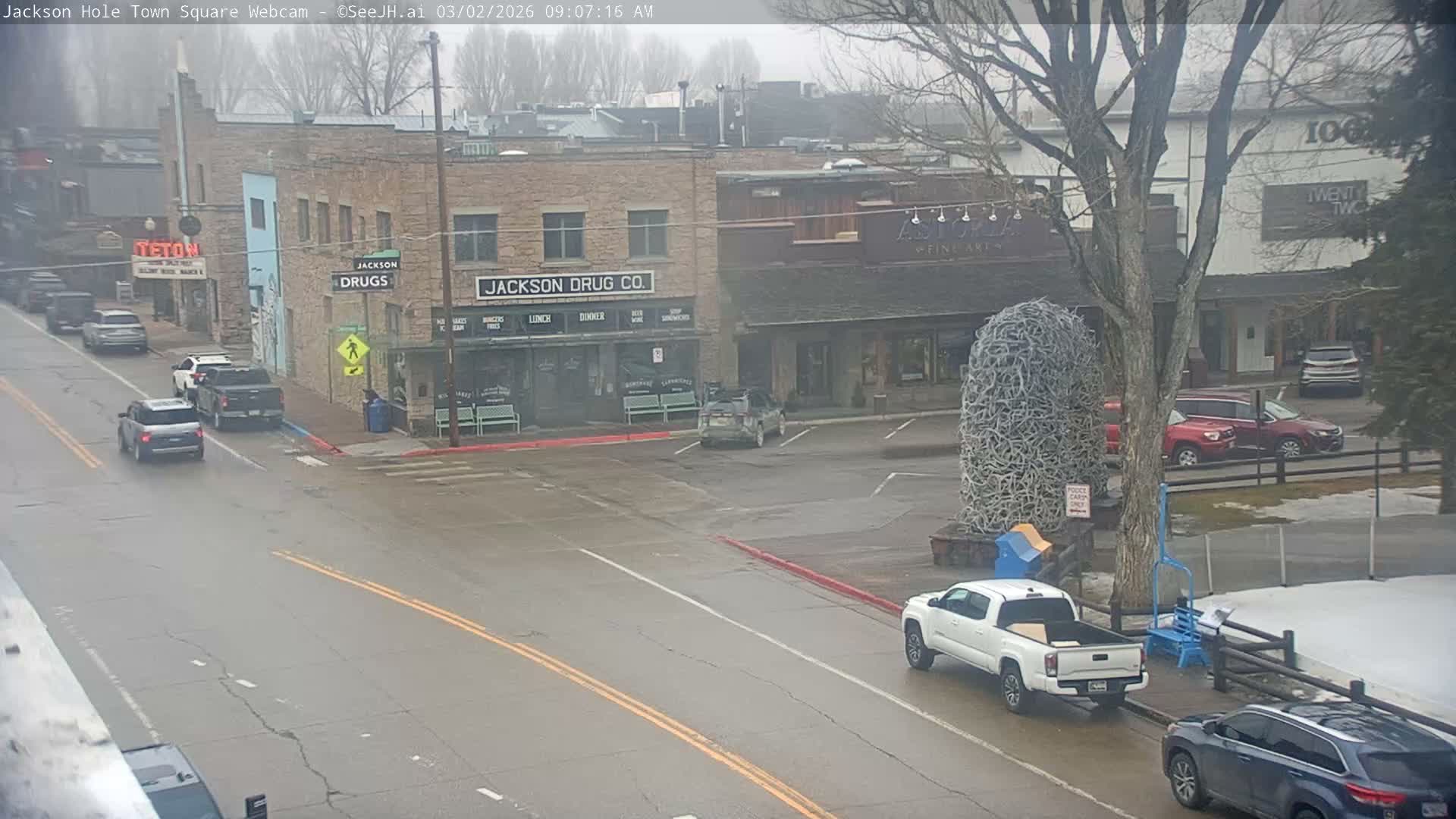 Jackson Hole, Jackson Town Center Square PTZ Live Cam - Jackson, Teton, Wyoming, USA