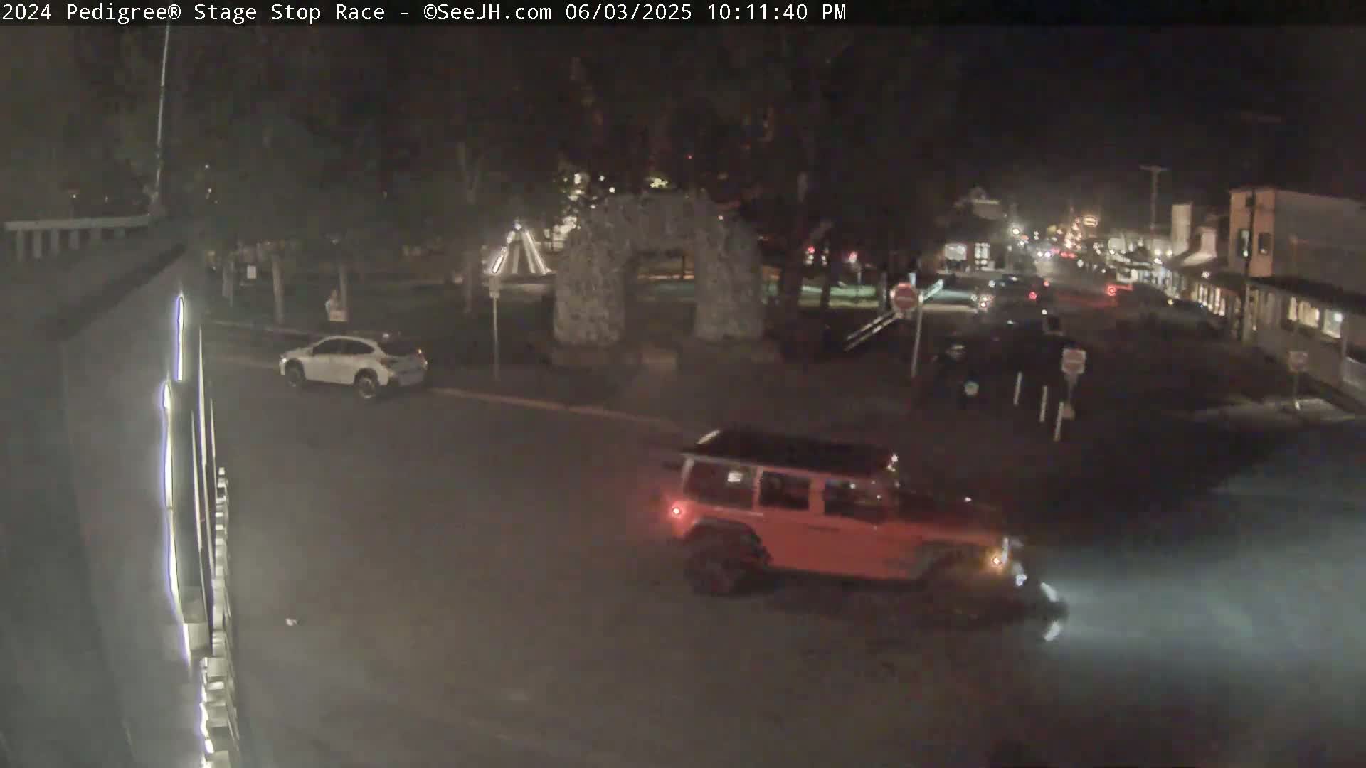 Jackson Hole's Elk Antler Arch Live Cam - Jackson, Teton, Wyoming, USA