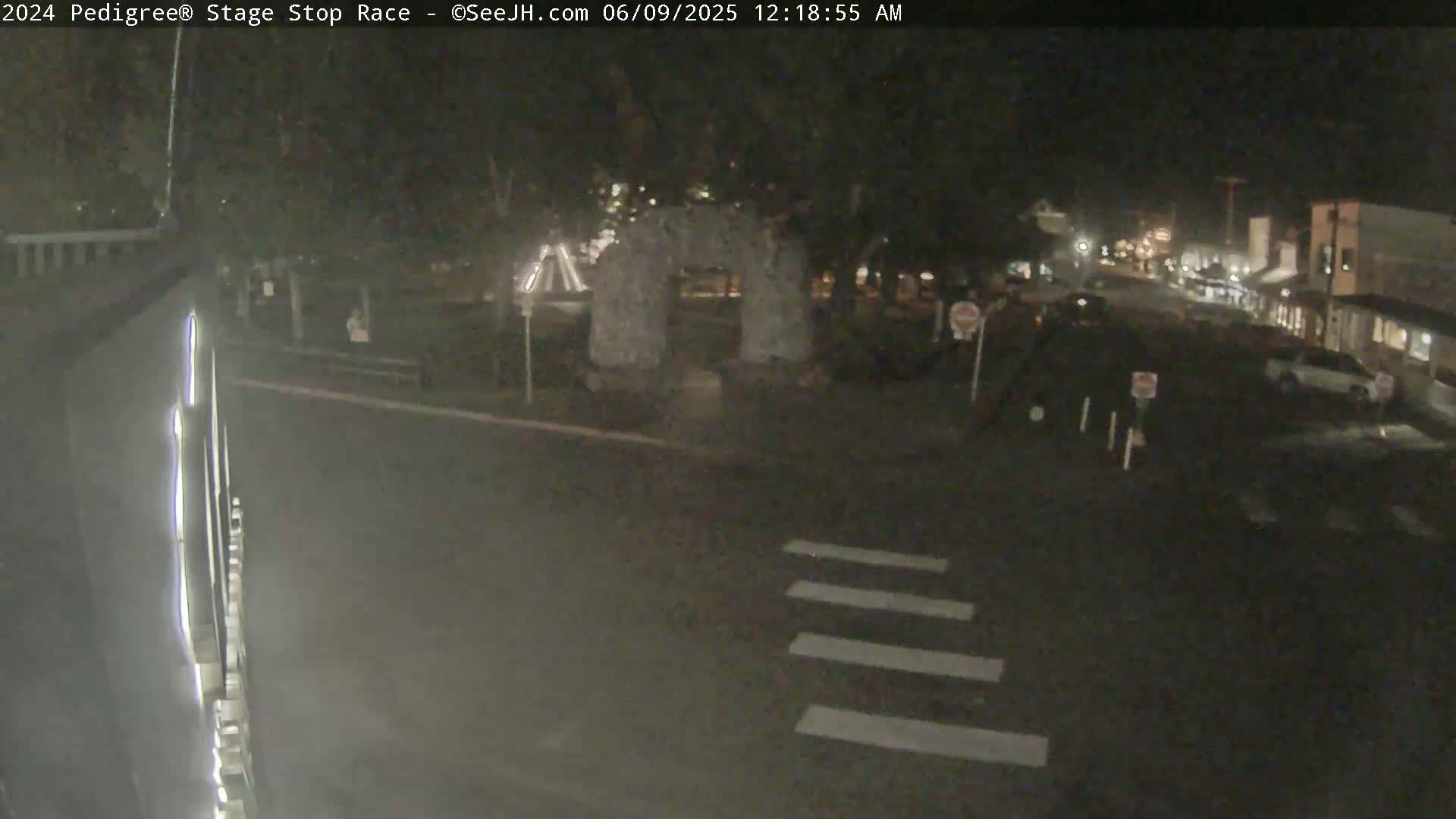 Jackson Hole's Elk Antler Arch Live Cam - Jackson, Teton, Wyoming, USA