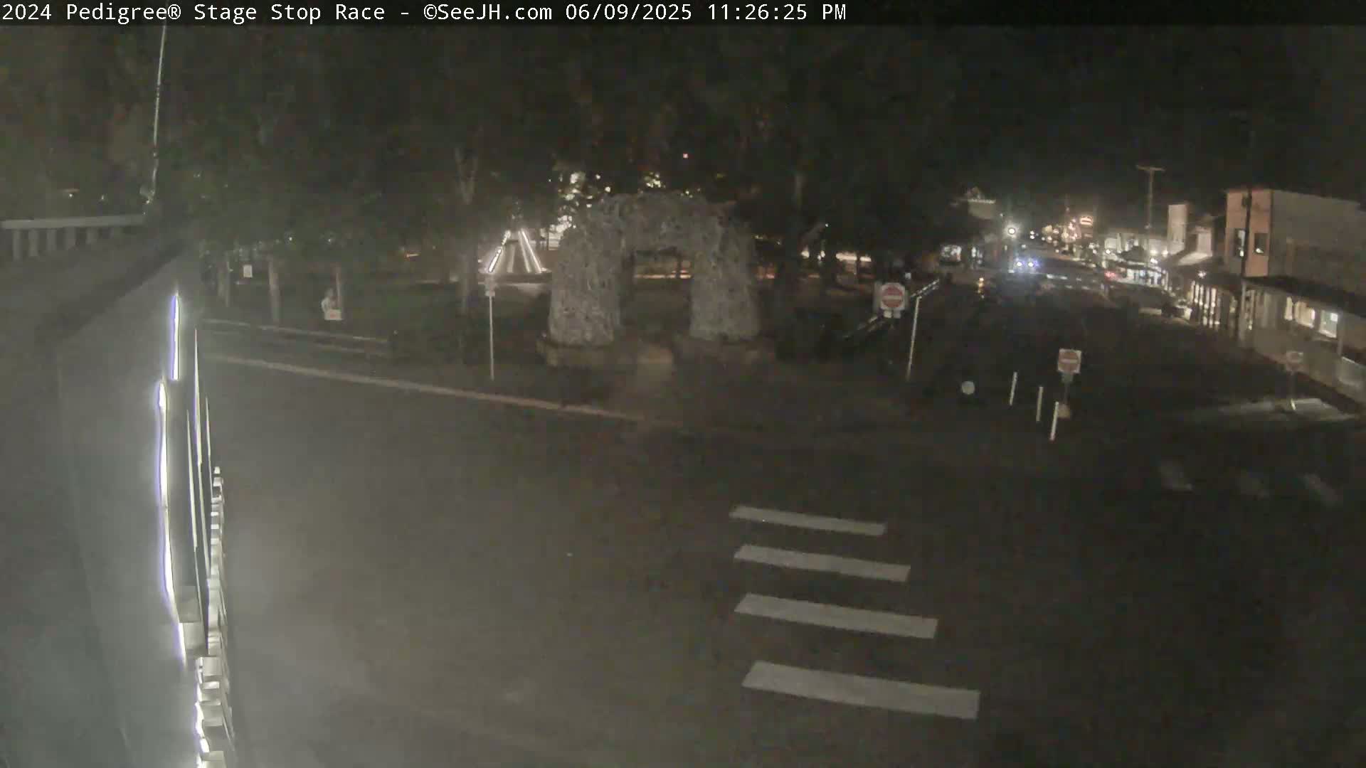 Jackson Hole's Elk Antler Arch Live Cam - Jackson, Teton, Wyoming, USA
