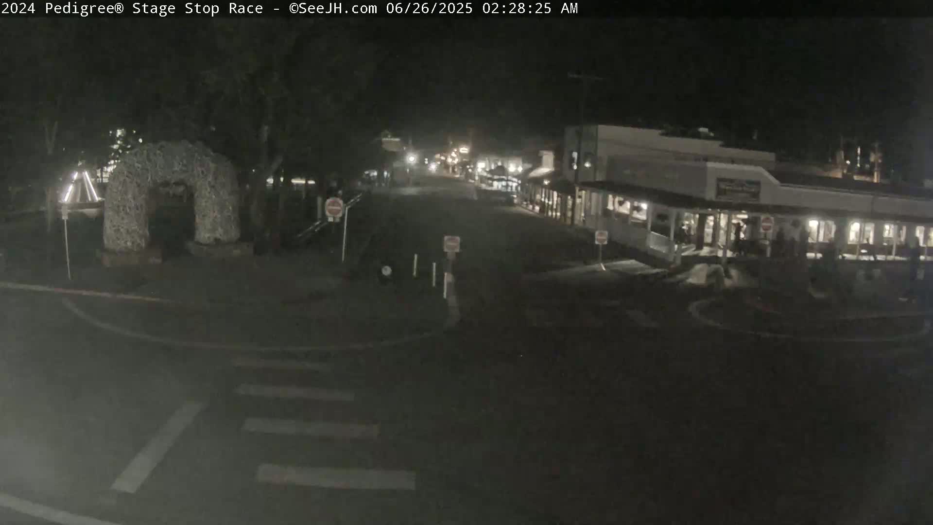 Jackson Hole's Elk Antler Arch Live Cam - Jackson, Teton, Wyoming, USA