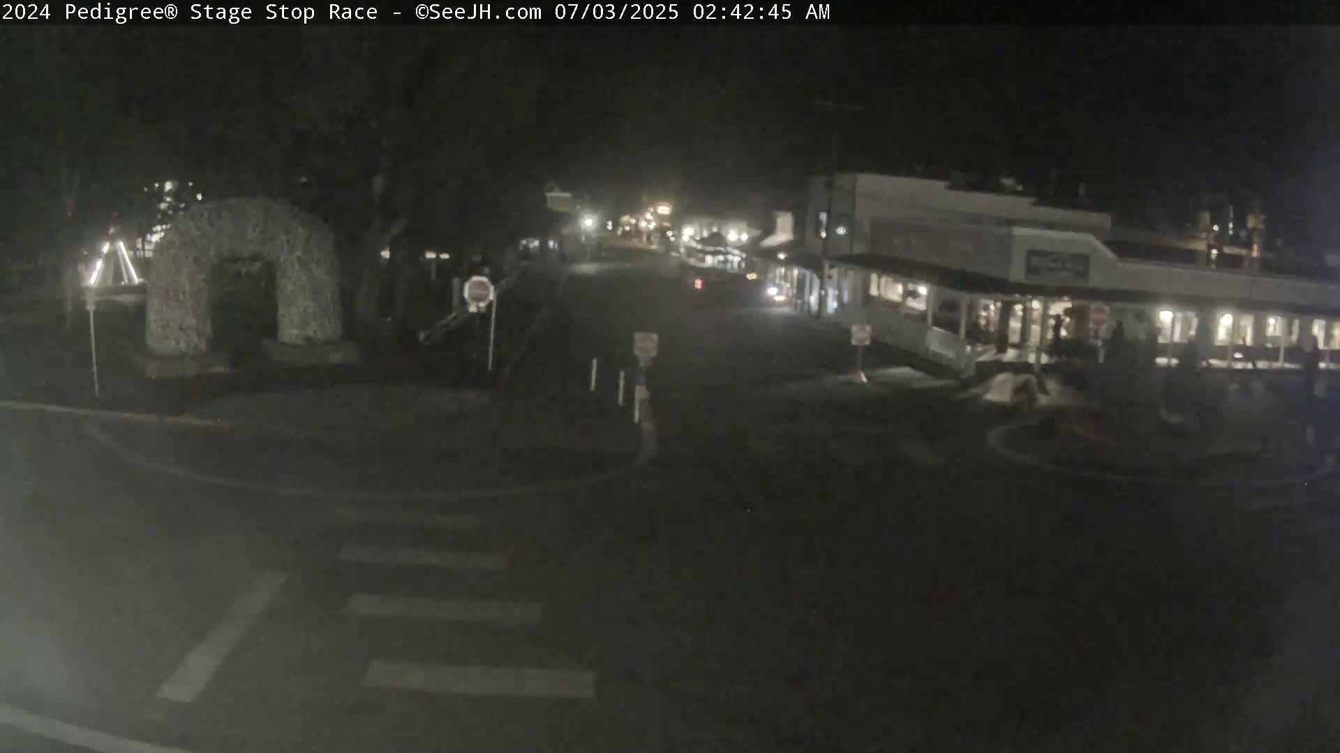 Jackson Hole's Elk Antler Arch Live Cam - Jackson, Teton, Wyoming, USA