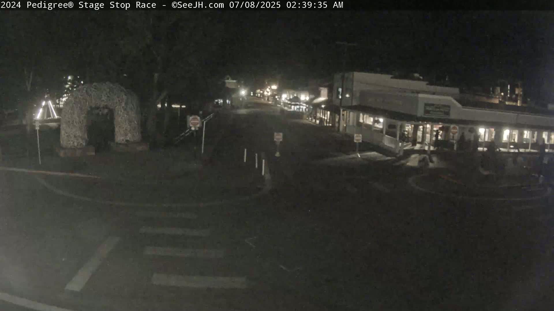Jackson Hole's Elk Antler Arch Live Cam - Jackson, Teton, Wyoming, USA