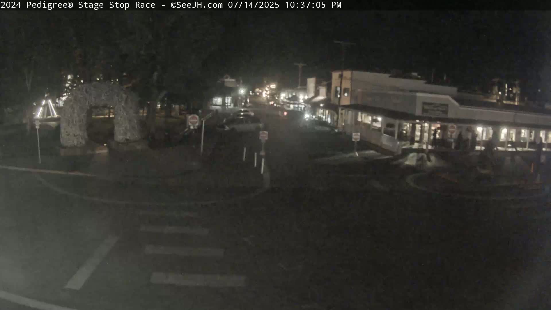 Jackson Hole's Elk Antler Arch Live Cam - Jackson, Teton, Wyoming, USA