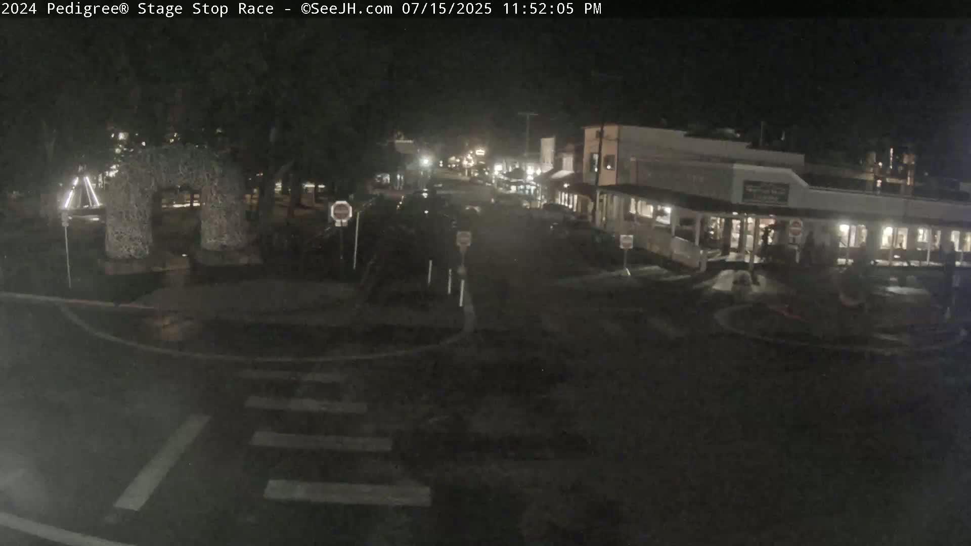 Jackson Hole's Elk Antler Arch Live Cam - Jackson, Teton, Wyoming, USA