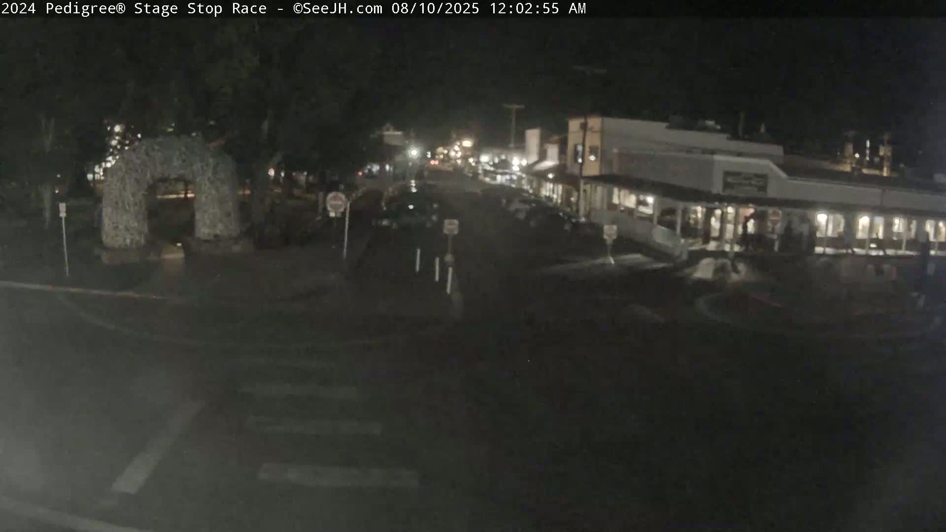 Jackson Hole's Elk Antler Arch Live Cam - Jackson, Teton, Wyoming, USA