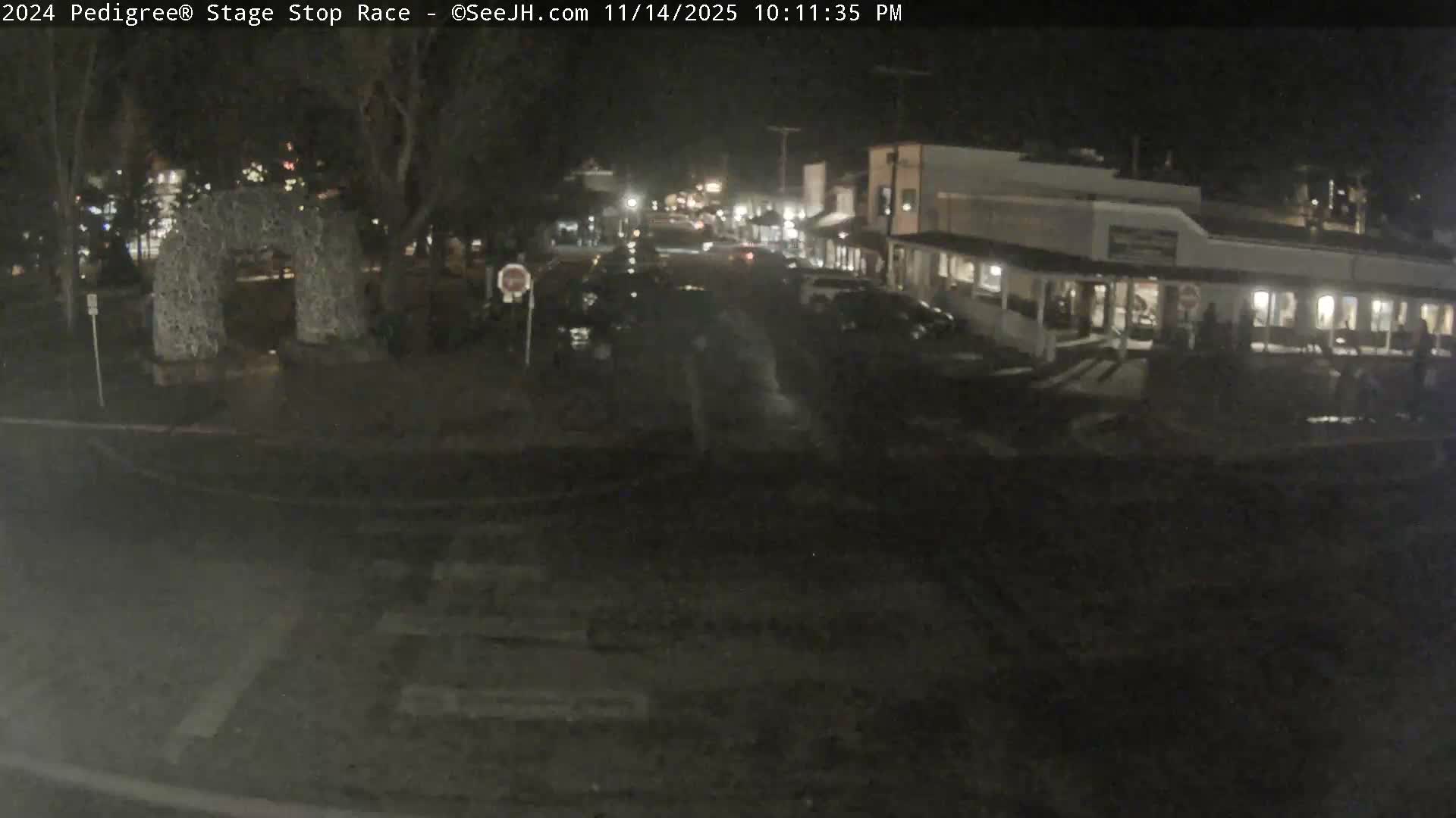 Jackson Hole's Elk Antler Arch Live Cam - Jackson, Teton, Wyoming, USA