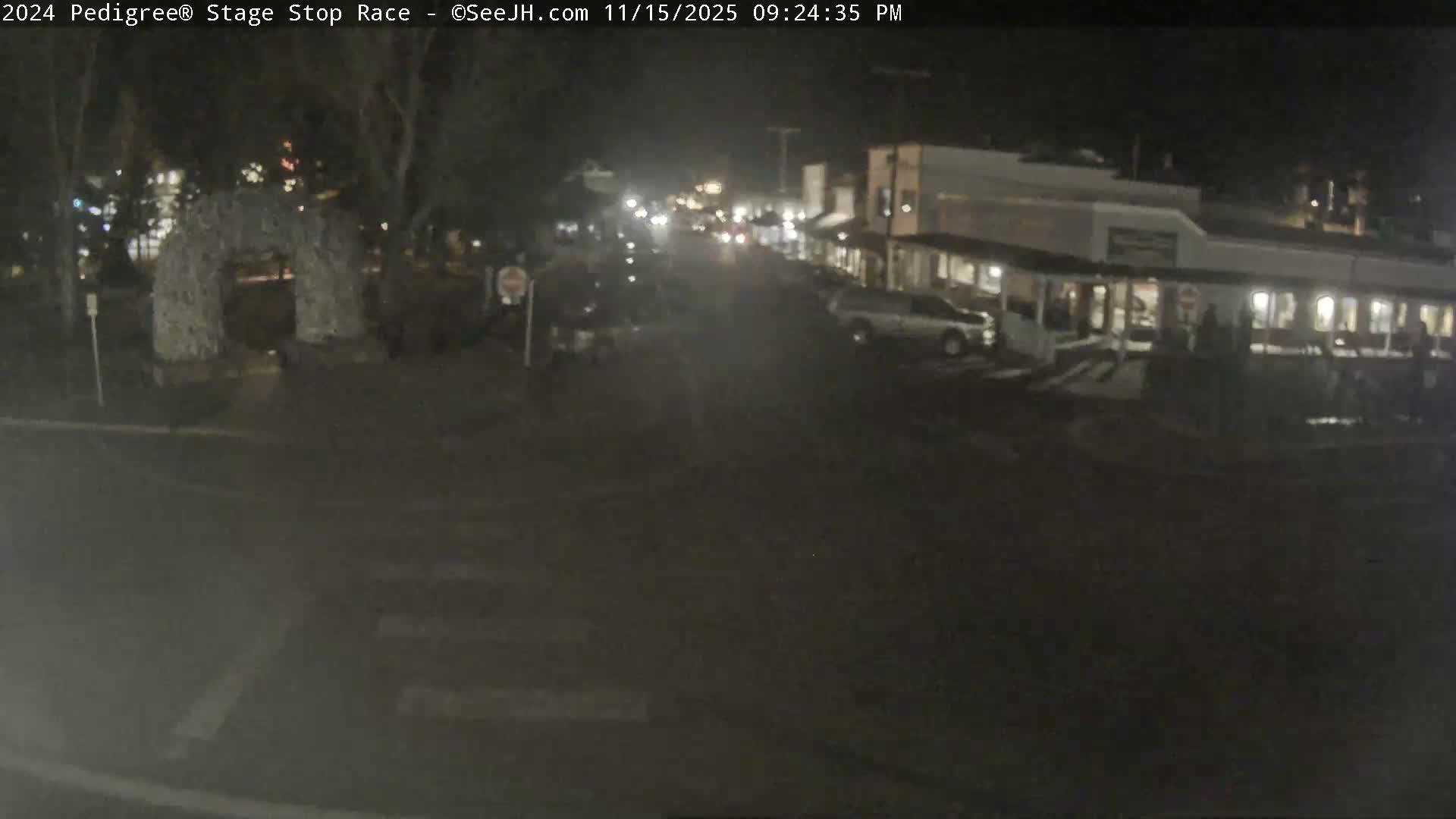 Jackson Hole's Elk Antler Arch Live Cam - Jackson, Teton, Wyoming, USA