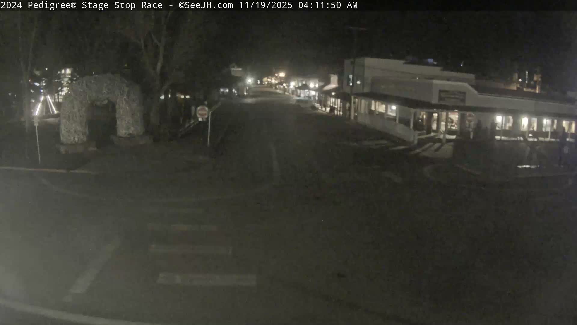 Jackson Hole's Elk Antler Arch Live Cam - Jackson, Teton, Wyoming, USA