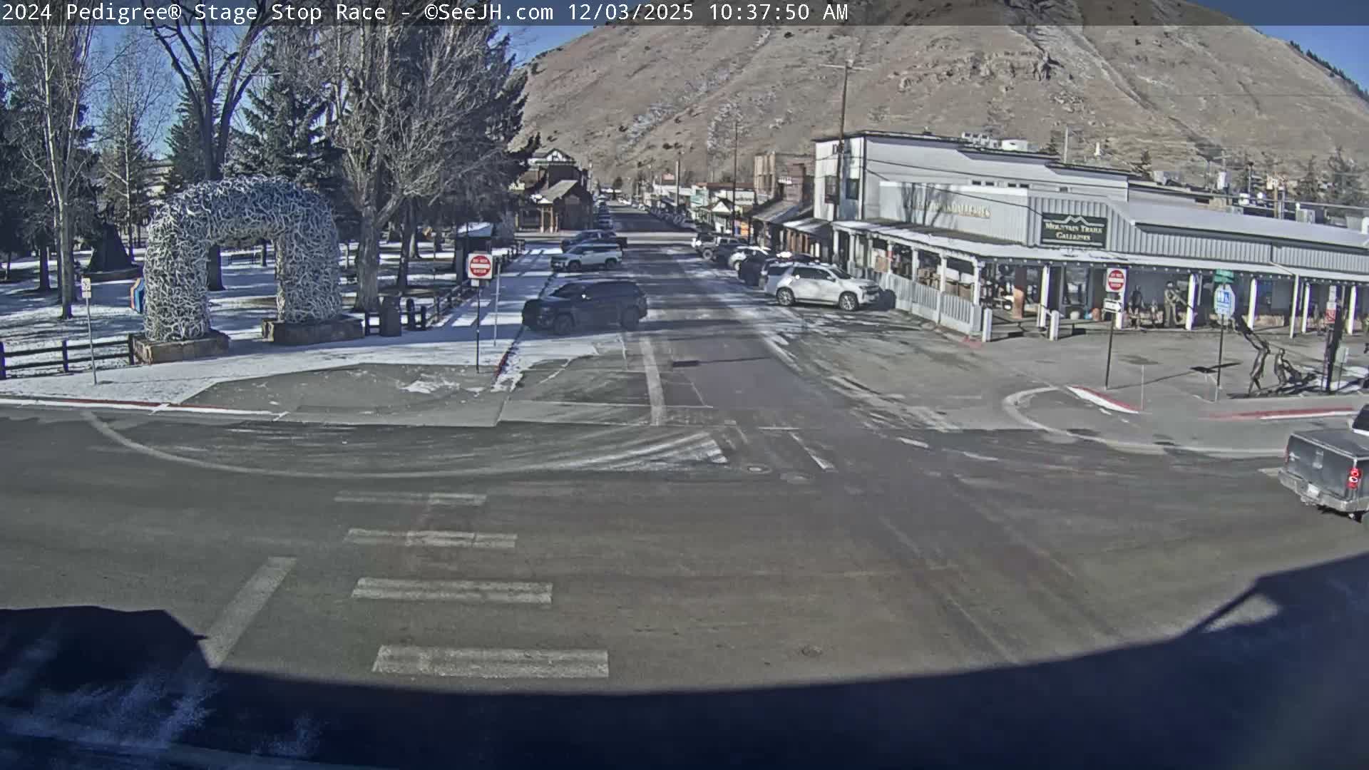 Jackson Hole's Elk Antler Arch Live Cam - Jackson, Teton, Wyoming, USA