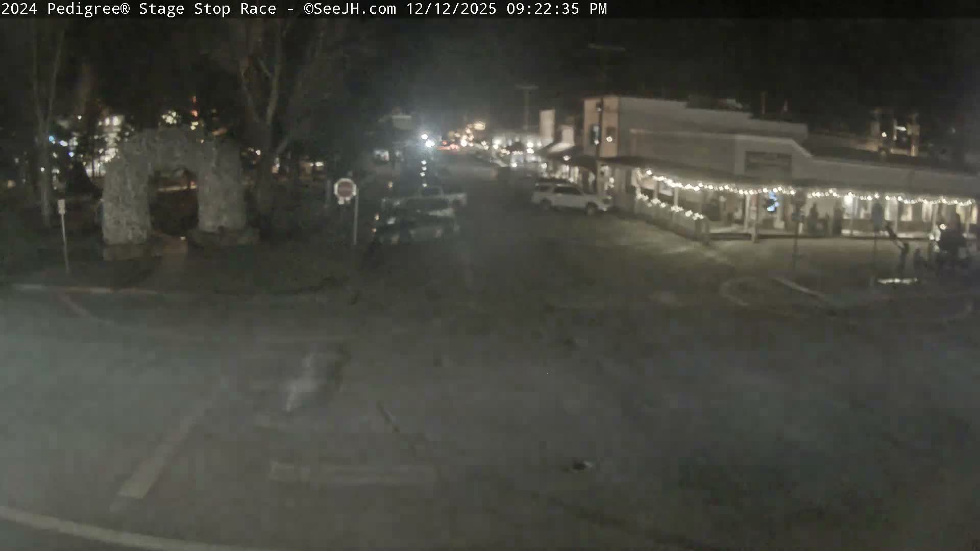 Jackson Hole's Elk Antler Arch Live Cam - Jackson, Teton, Wyoming, USA