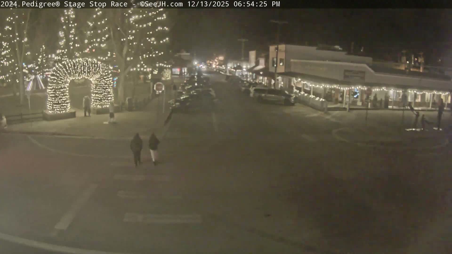 Jackson Hole's Elk Antler Arch Live Cam - Jackson, Teton, Wyoming, USA