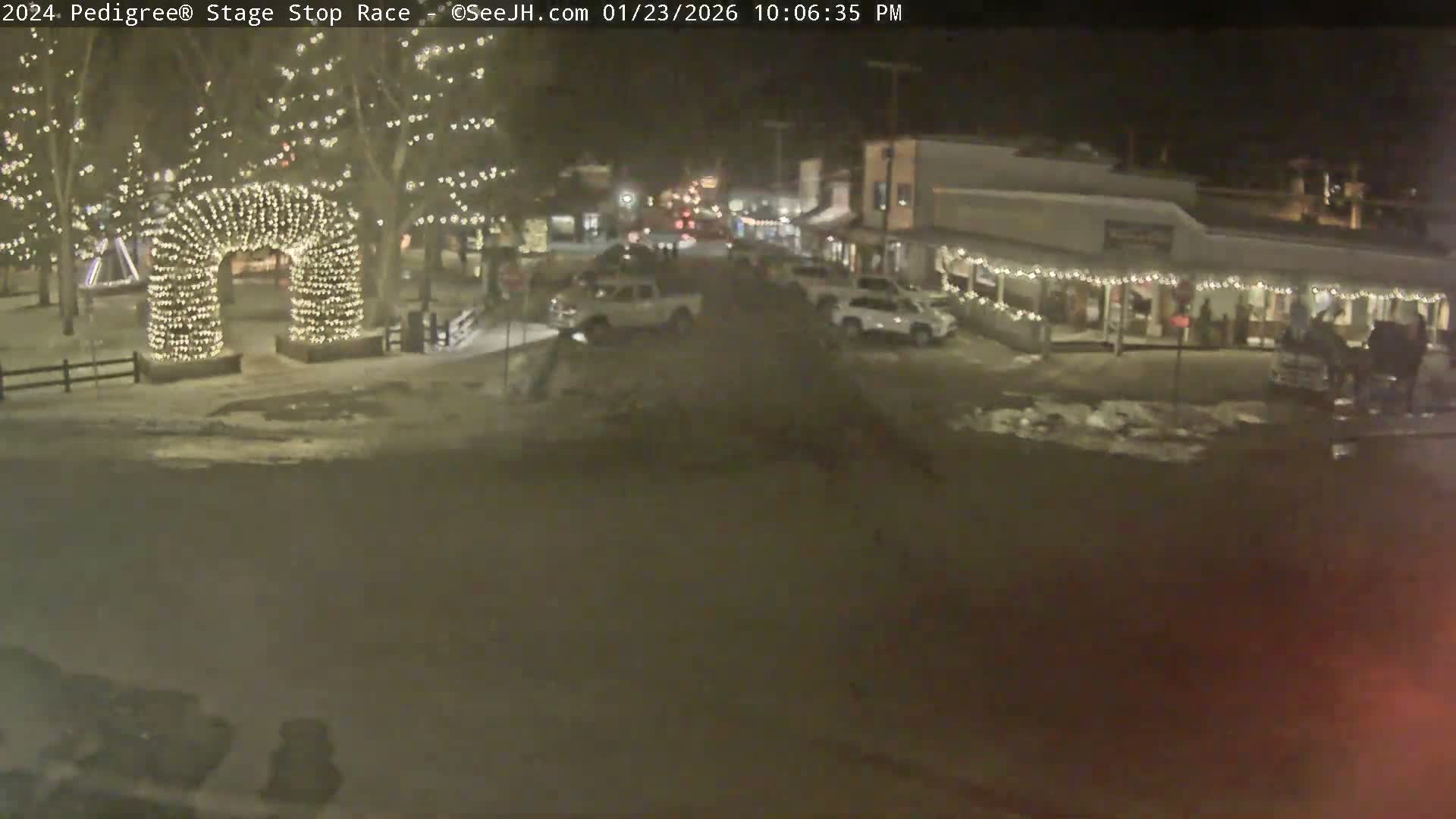 Jackson Hole's Elk Antler Arch Live Cam - Jackson, Teton, Wyoming, USA