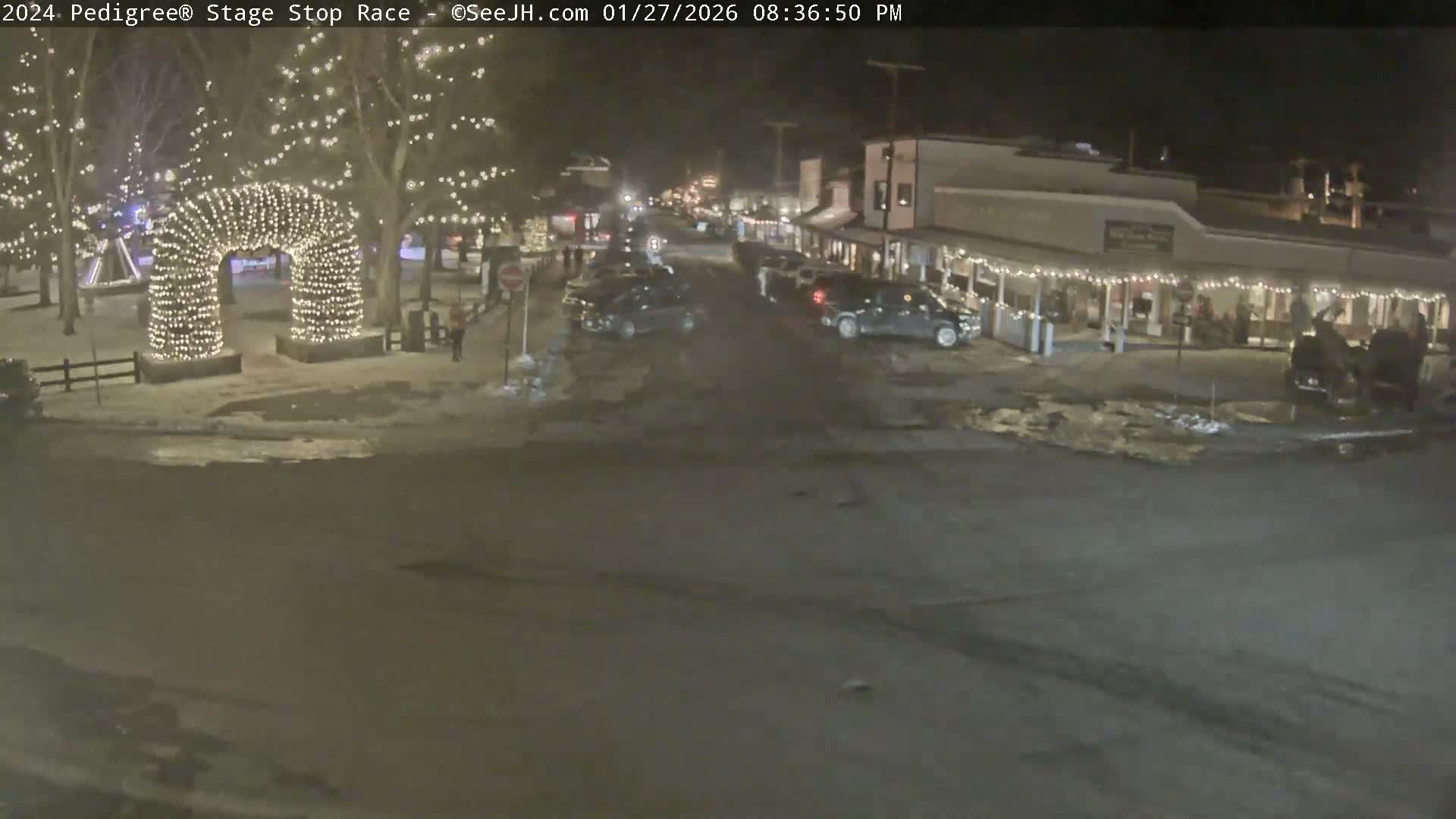 Jackson Hole's Elk Antler Arch Live Cam - Jackson, Teton, Wyoming, USA