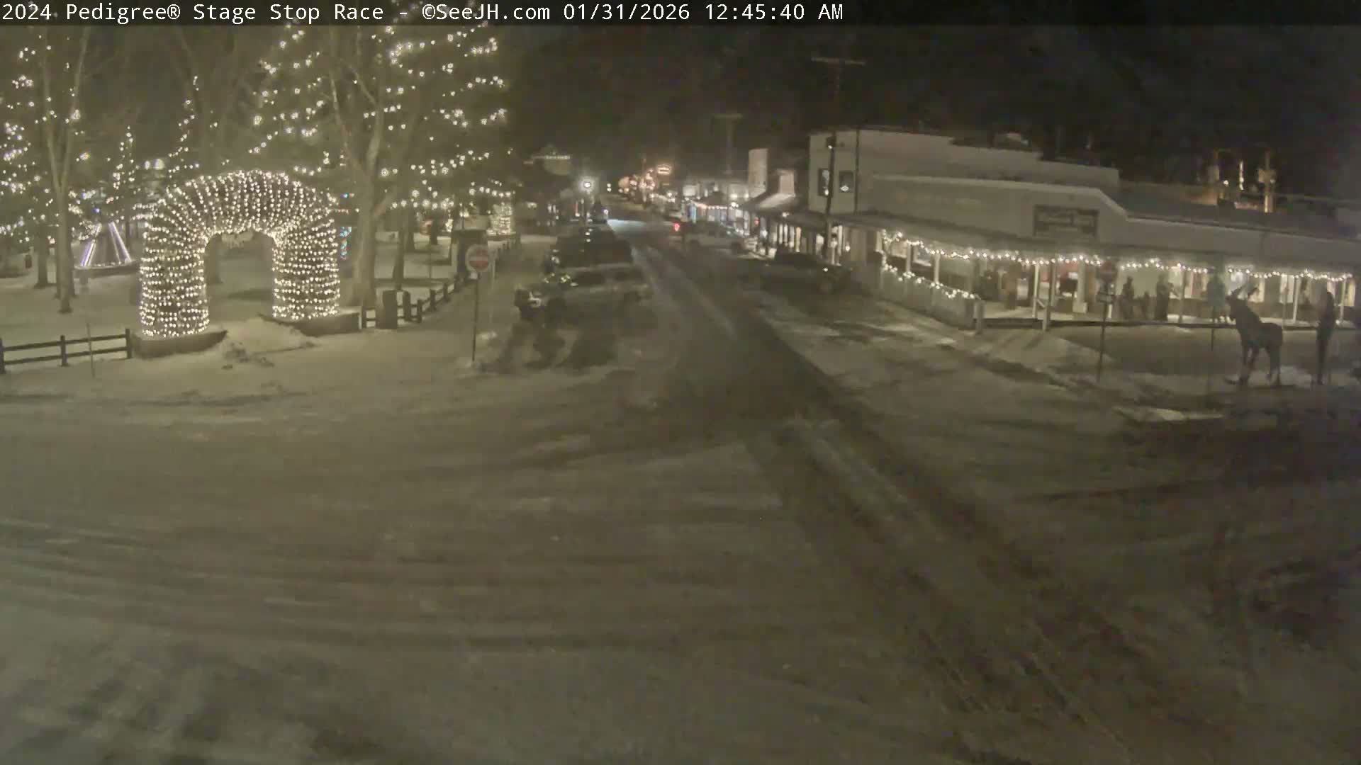 Jackson Hole's Elk Antler Arch Live Cam - Jackson, Teton, Wyoming, USA
