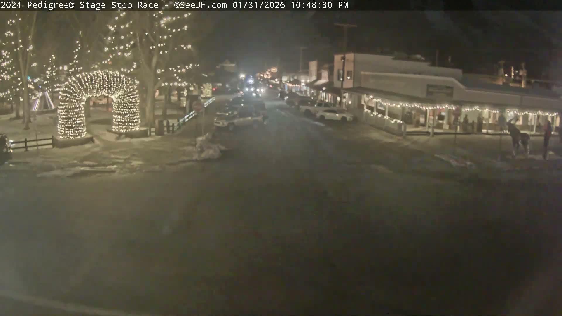 Jackson Hole's Elk Antler Arch Live Cam - Jackson, Teton, Wyoming, USA