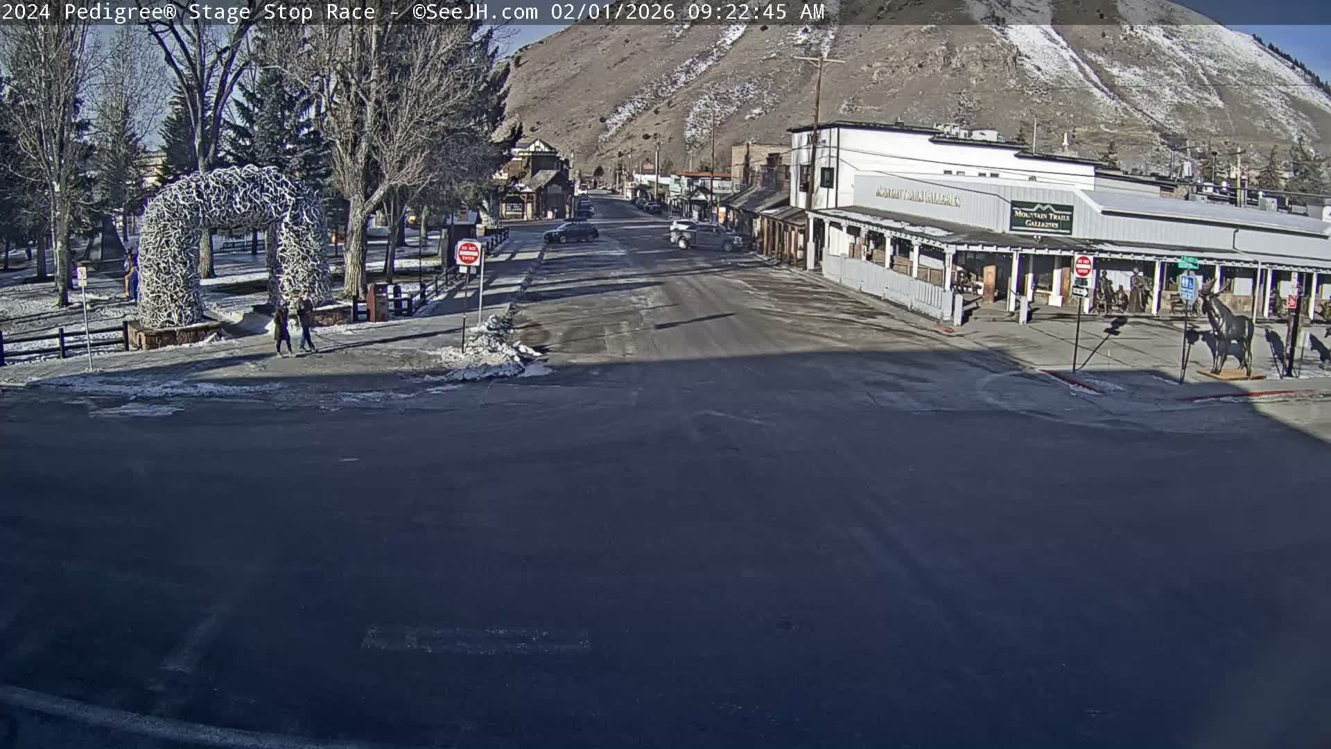Jackson Hole's Elk Antler Arch Live Cam - Jackson, Teton, Wyoming, USA