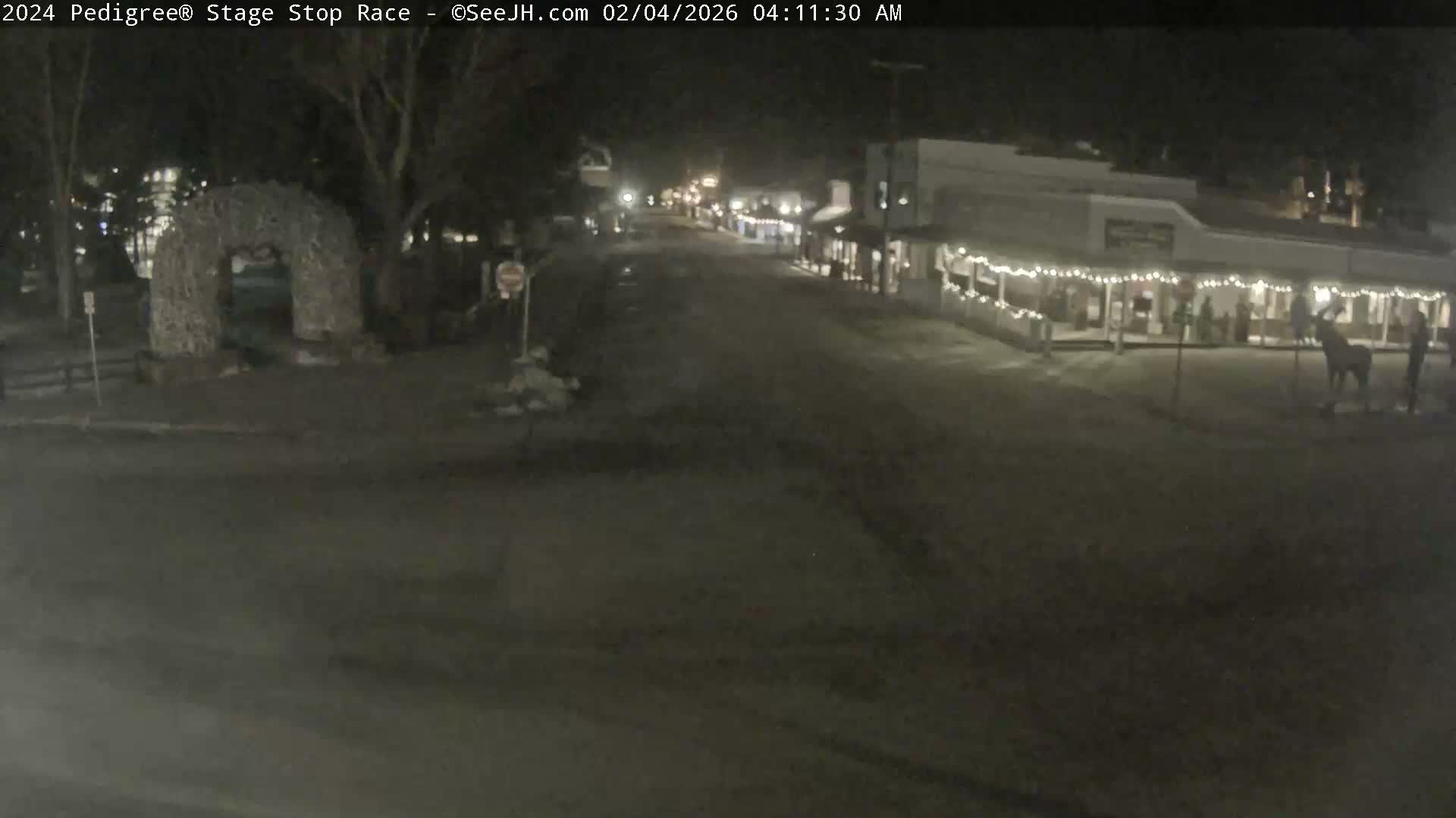 Jackson Hole's Elk Antler Arch Live Cam - Jackson, Teton, Wyoming, USA