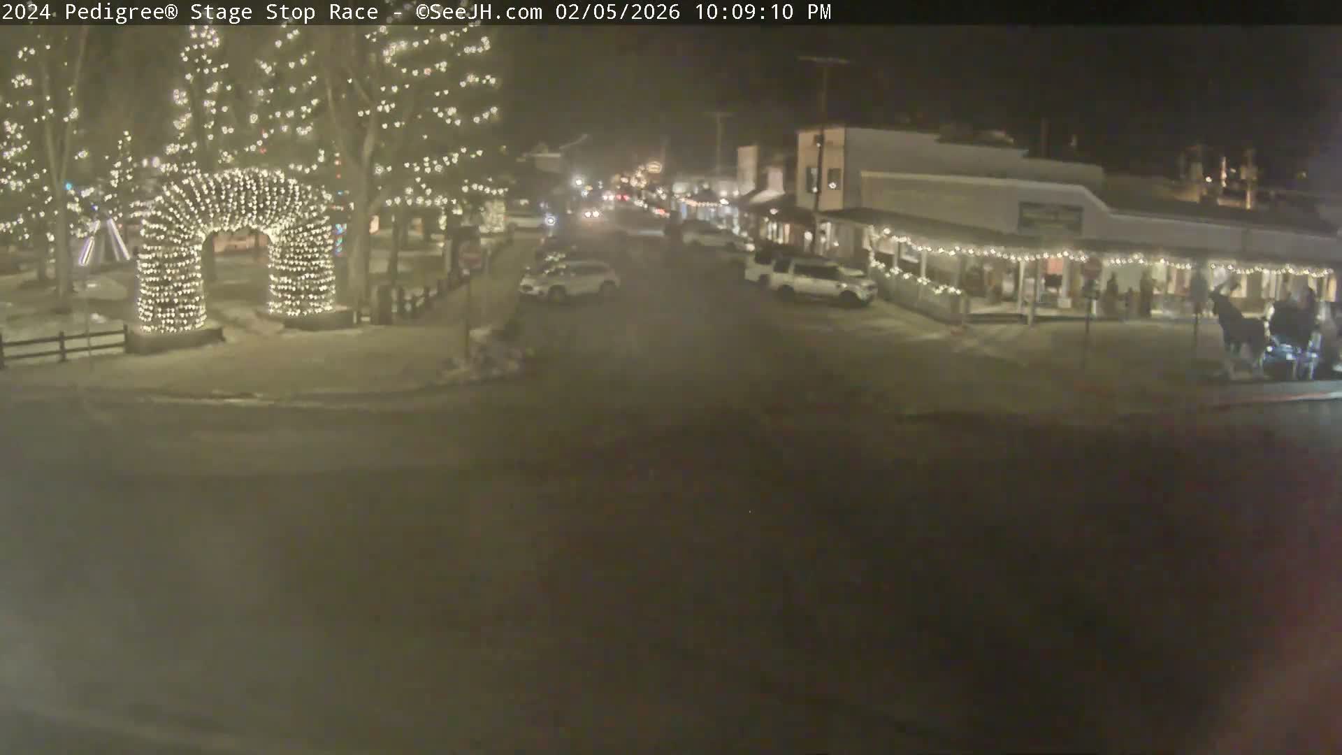 Jackson Hole's Elk Antler Arch Live Cam - Jackson, Teton, Wyoming, USA