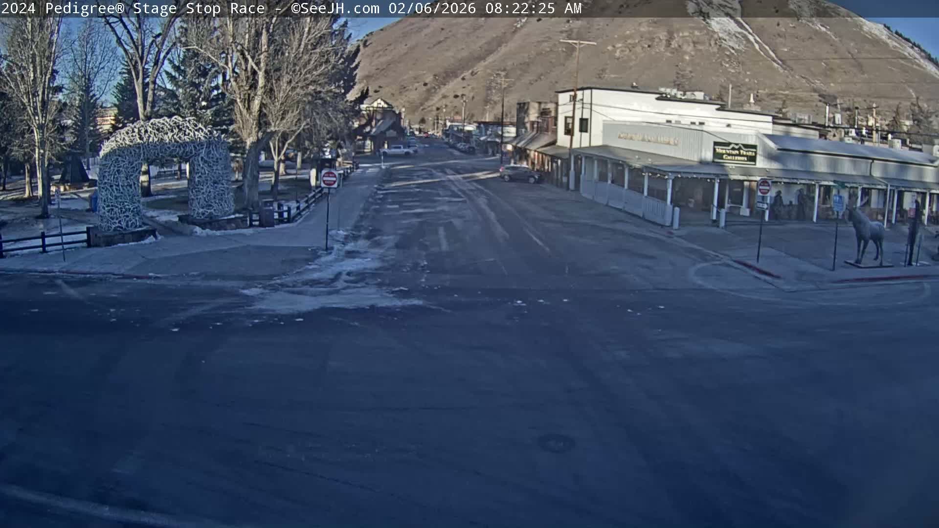 Jackson Hole's Elk Antler Arch Live Cam - Jackson, Teton, Wyoming, USA