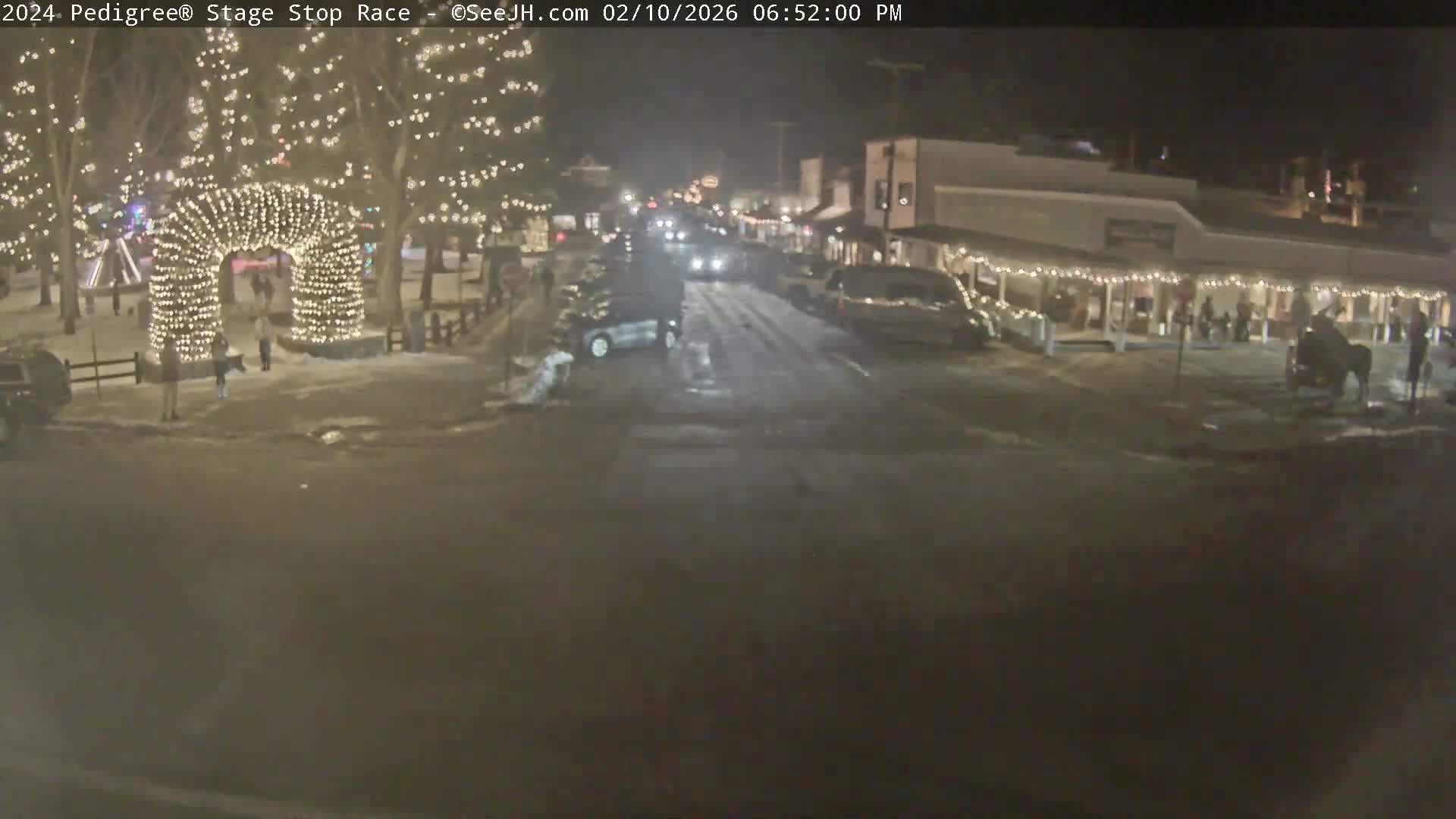 Jackson Hole's Elk Antler Arch Live Cam - Jackson, Teton, Wyoming, USA