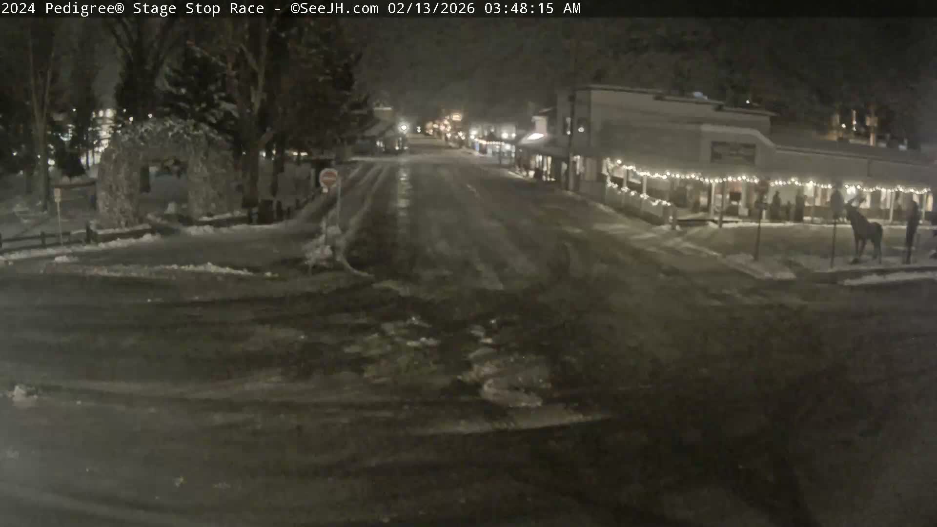 Jackson Hole's Elk Antler Arch Live Cam - Jackson, Teton, Wyoming, USA