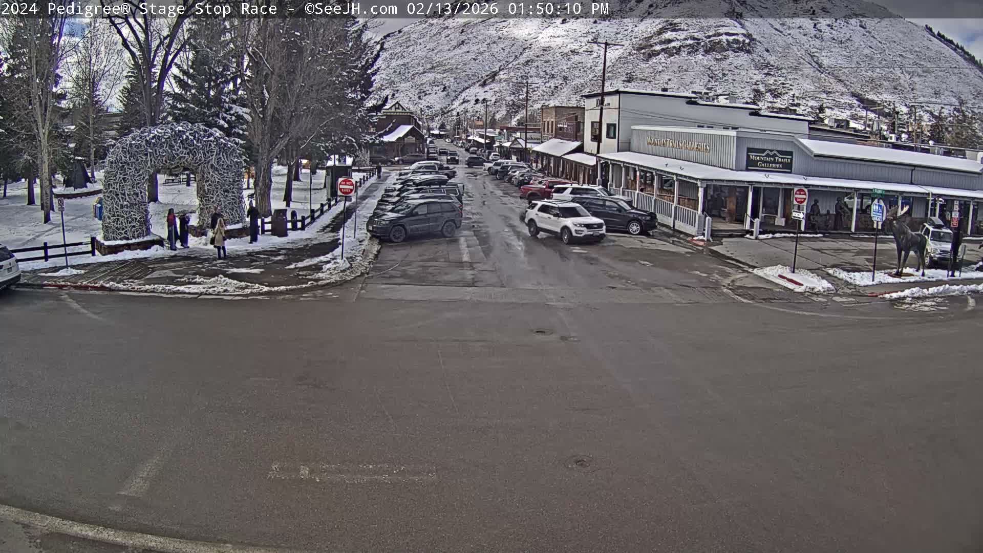 Jackson Hole's Elk Antler Arch Live Cam - Jackson, Teton, Wyoming, USA