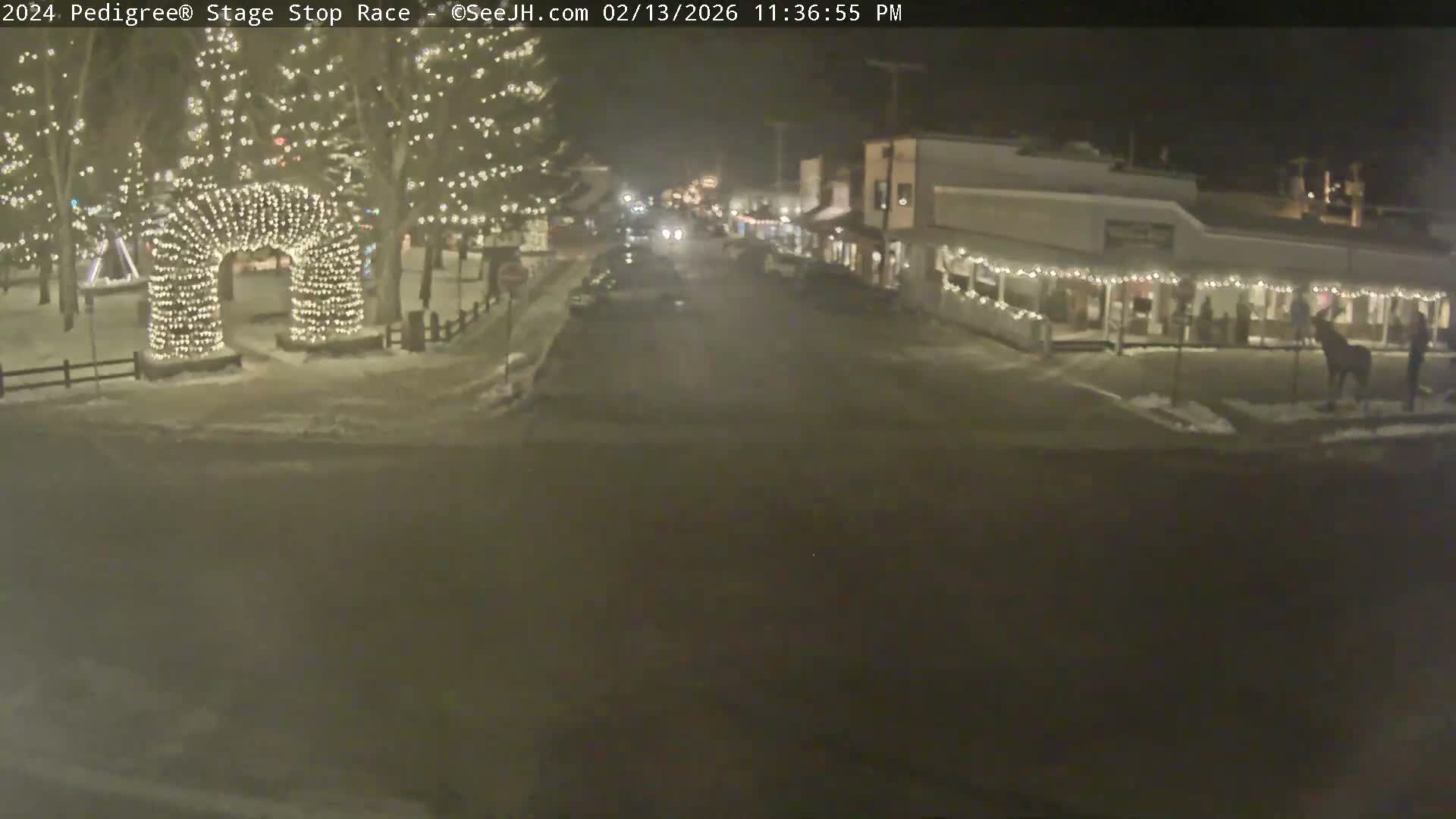 Jackson Hole's Elk Antler Arch Live Cam - Jackson, Teton, Wyoming, USA