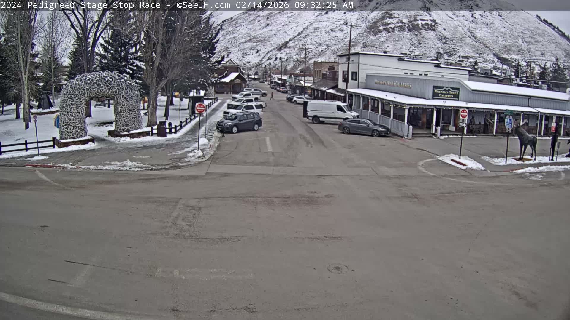 Jackson Hole's Elk Antler Arch Live Cam - Jackson, Teton, Wyoming, USA