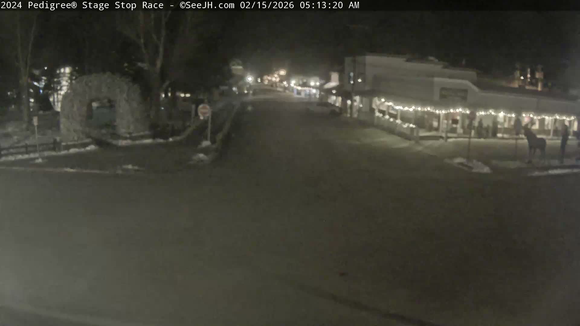 Jackson Hole's Elk Antler Arch Live Cam - Jackson, Teton, Wyoming, USA