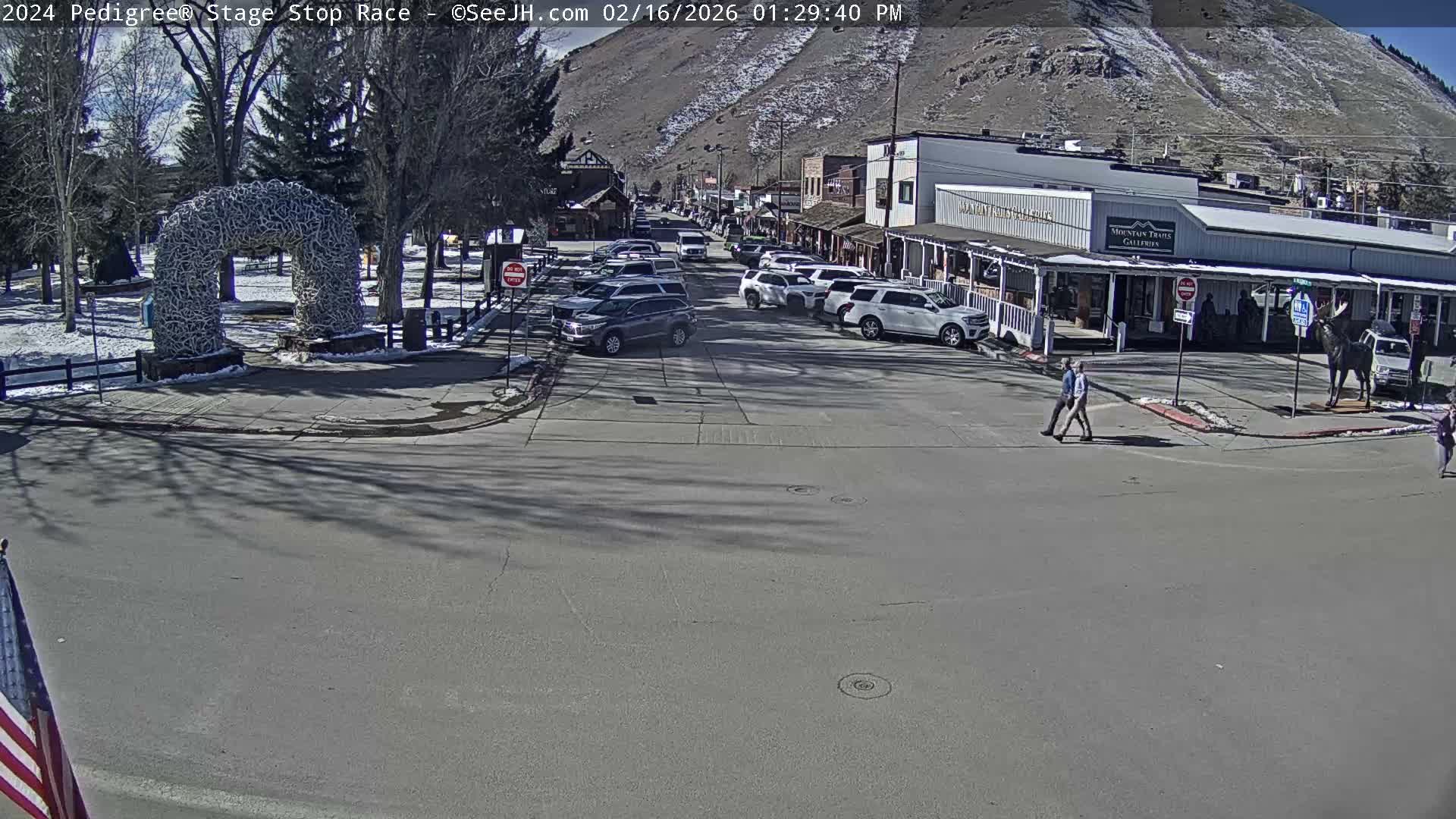 Jackson Hole's Elk Antler Arch Live Cam - Jackson, Teton, Wyoming, USA