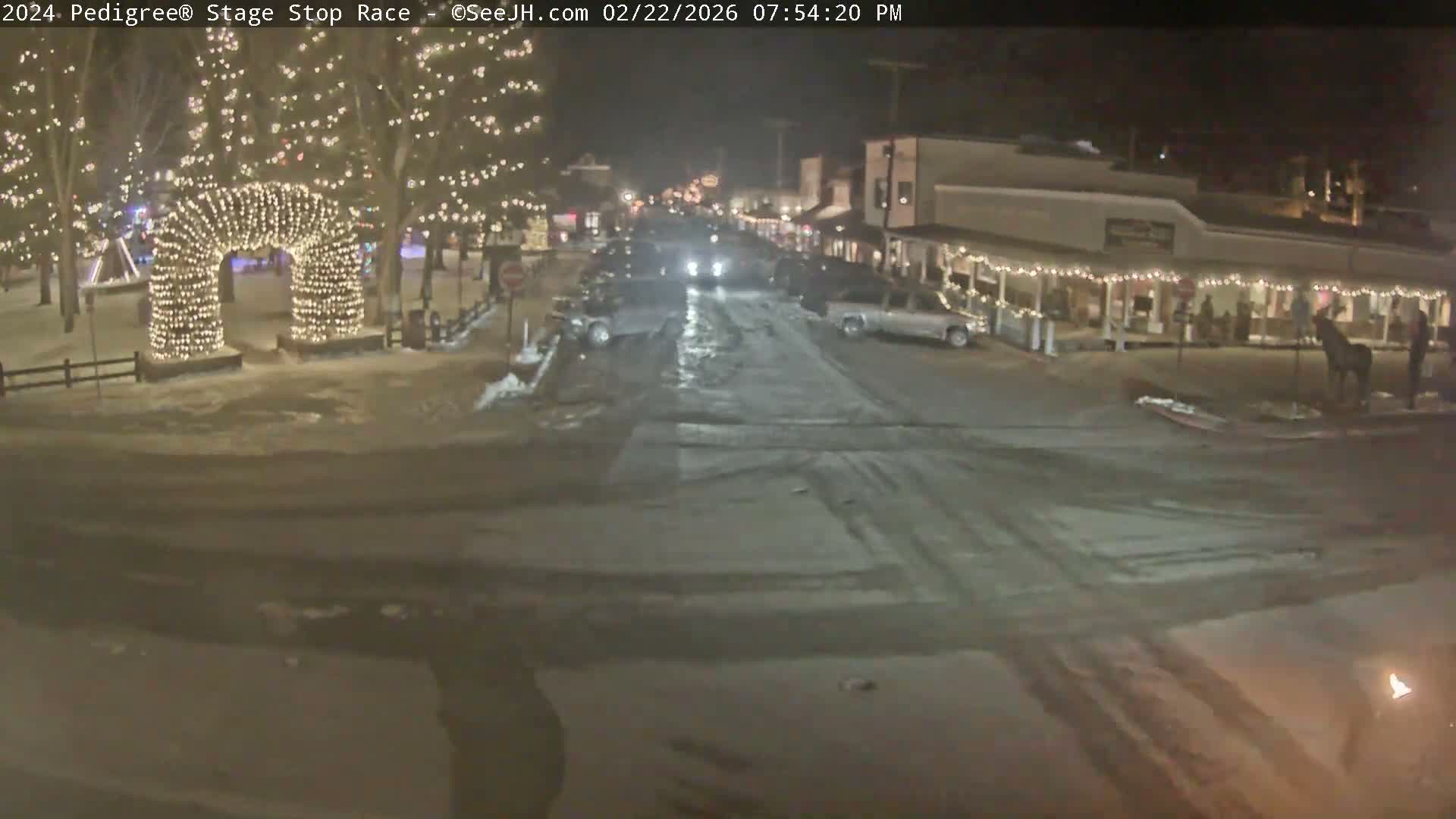 Jackson Hole's Elk Antler Arch Live Cam - Jackson, Teton, Wyoming, USA