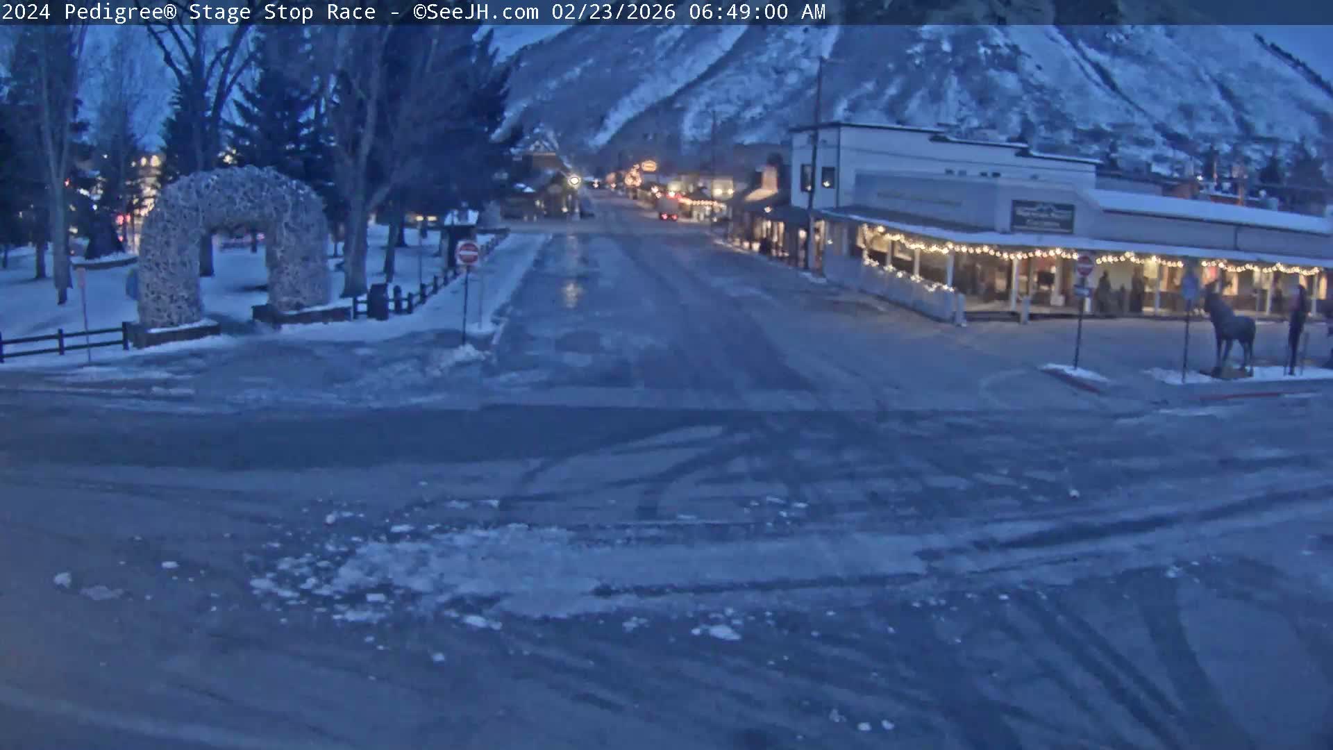 Jackson Hole's Elk Antler Arch Live Cam - Jackson, Teton, Wyoming, USA