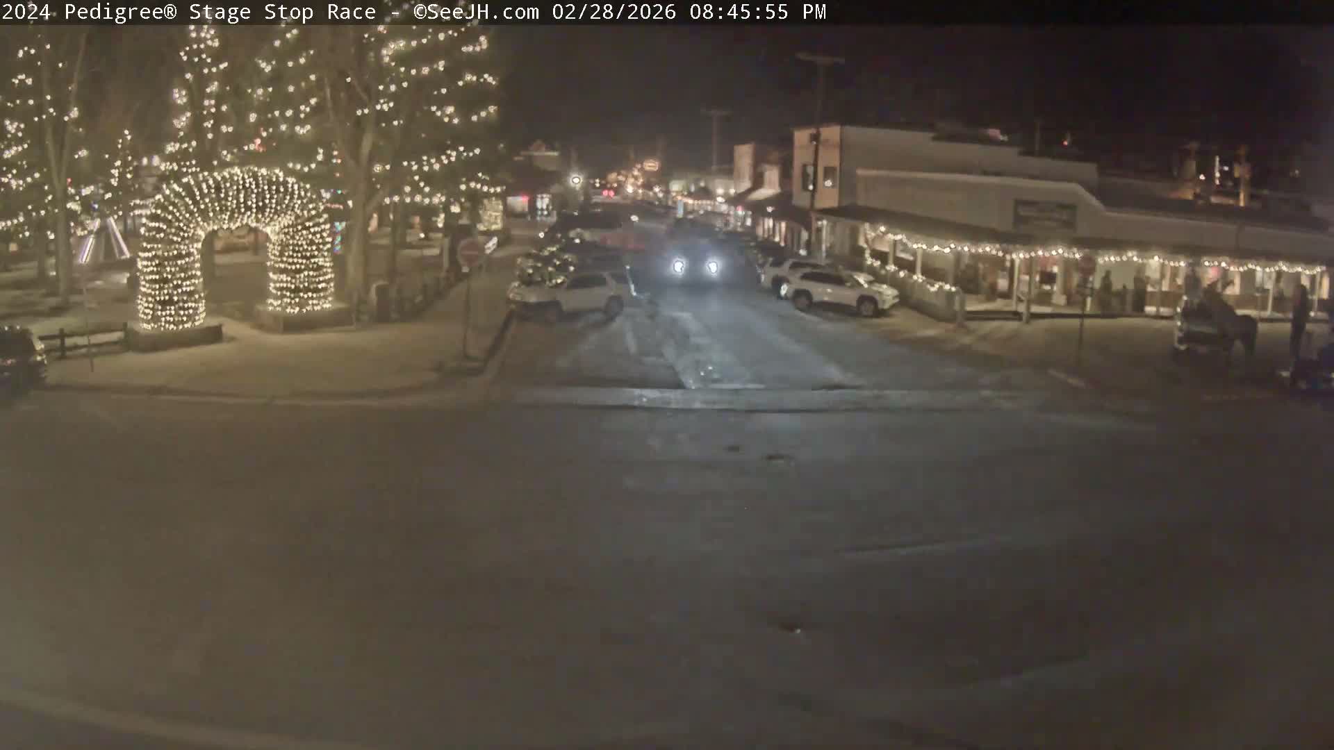 Jackson Hole's Elk Antler Arch Live Cam - Jackson, Teton, Wyoming, USA