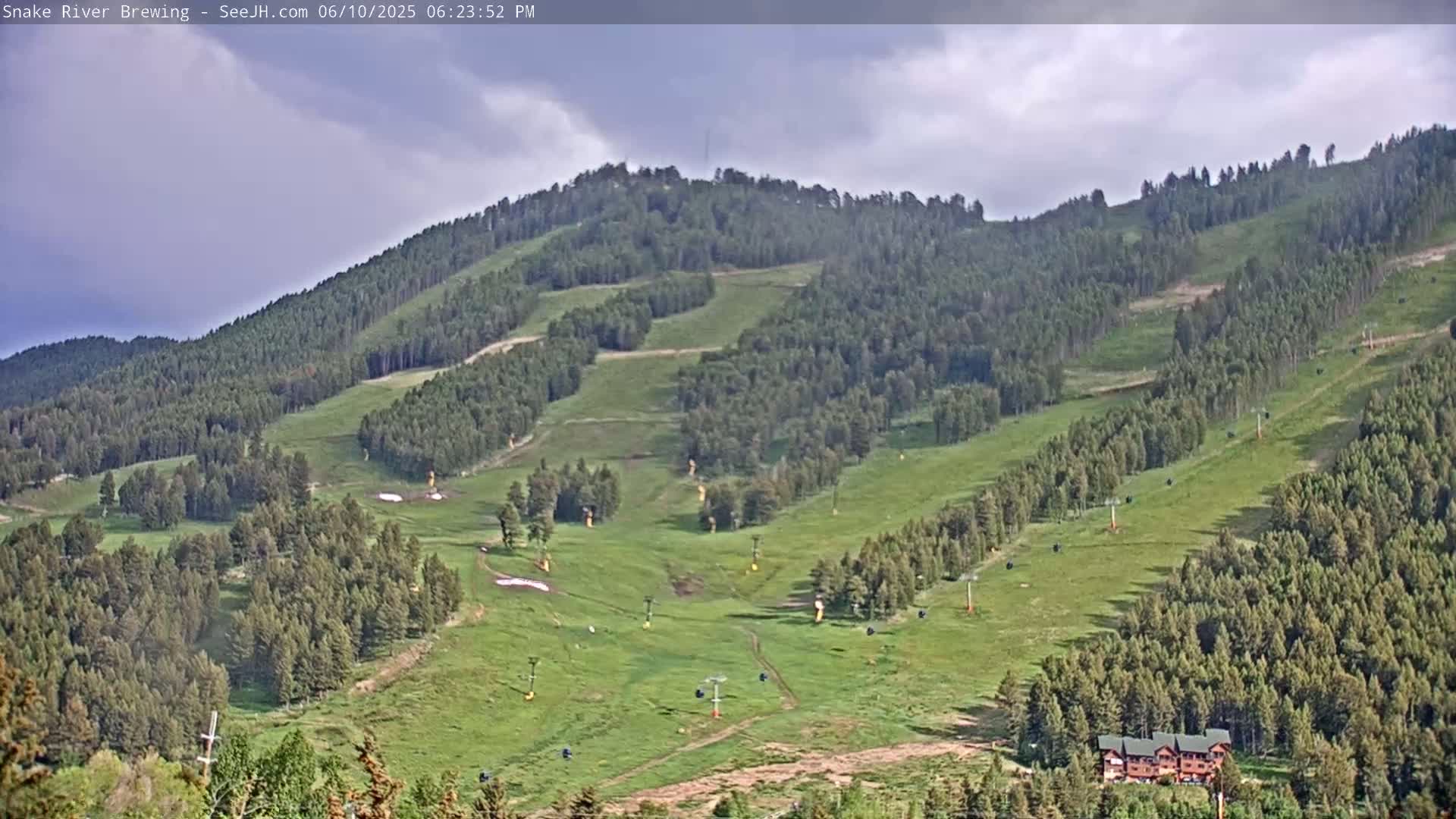 Snow King Mountain View from Jackson Town Live Cam - Jackson, Teton, Wyoming, USA